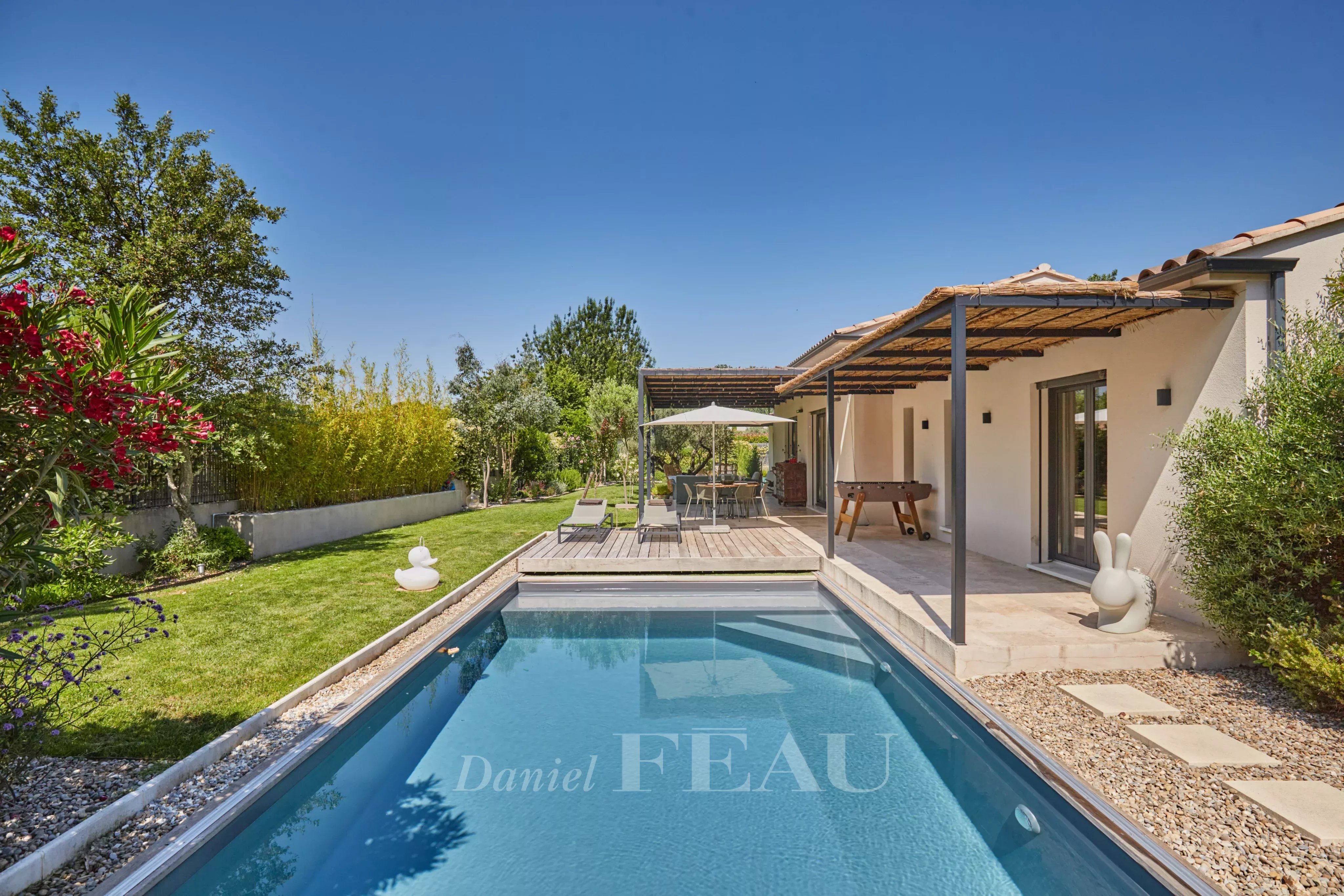 Sale House Paradou