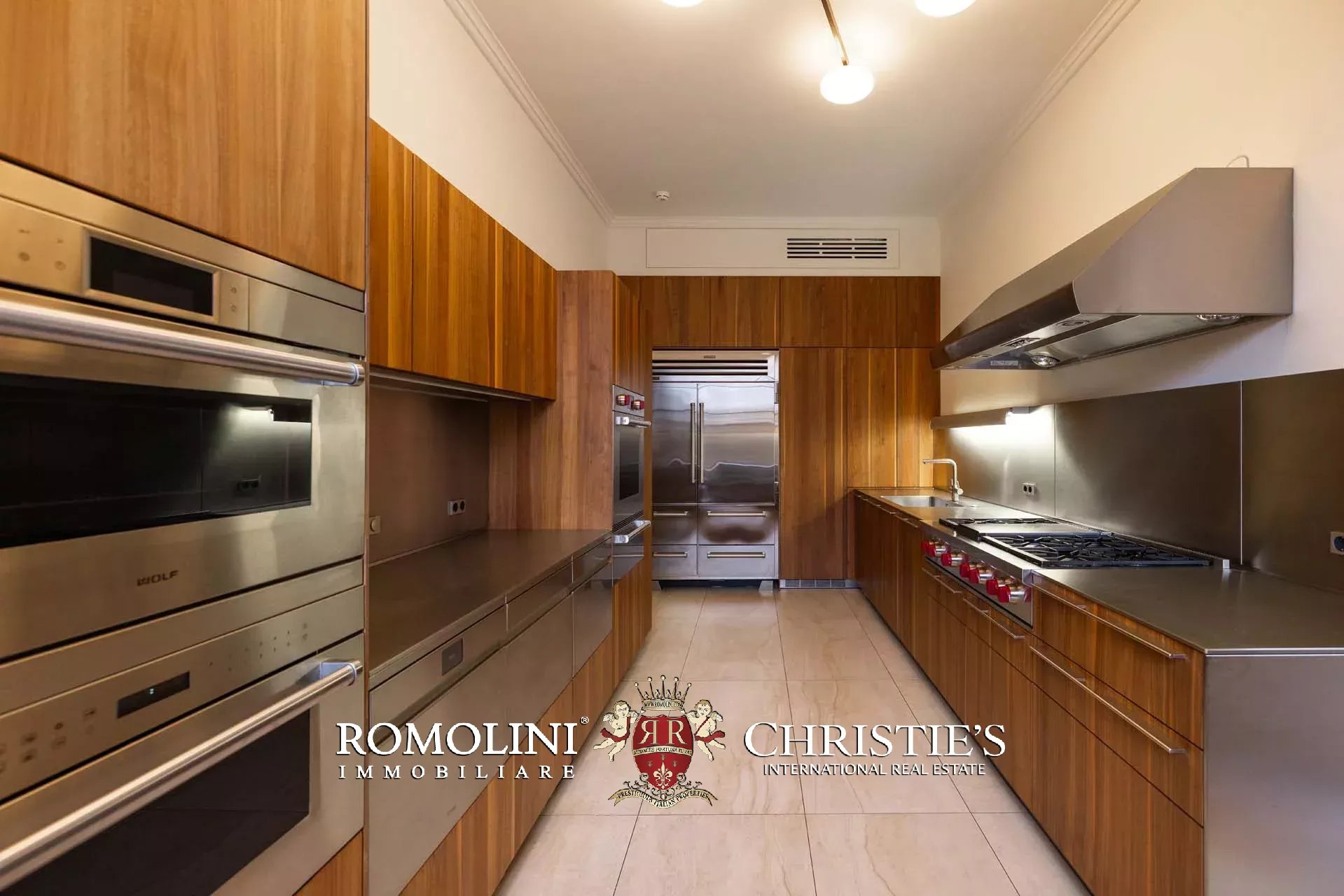 16 Bedroom Villa/Townhouse's Image 92