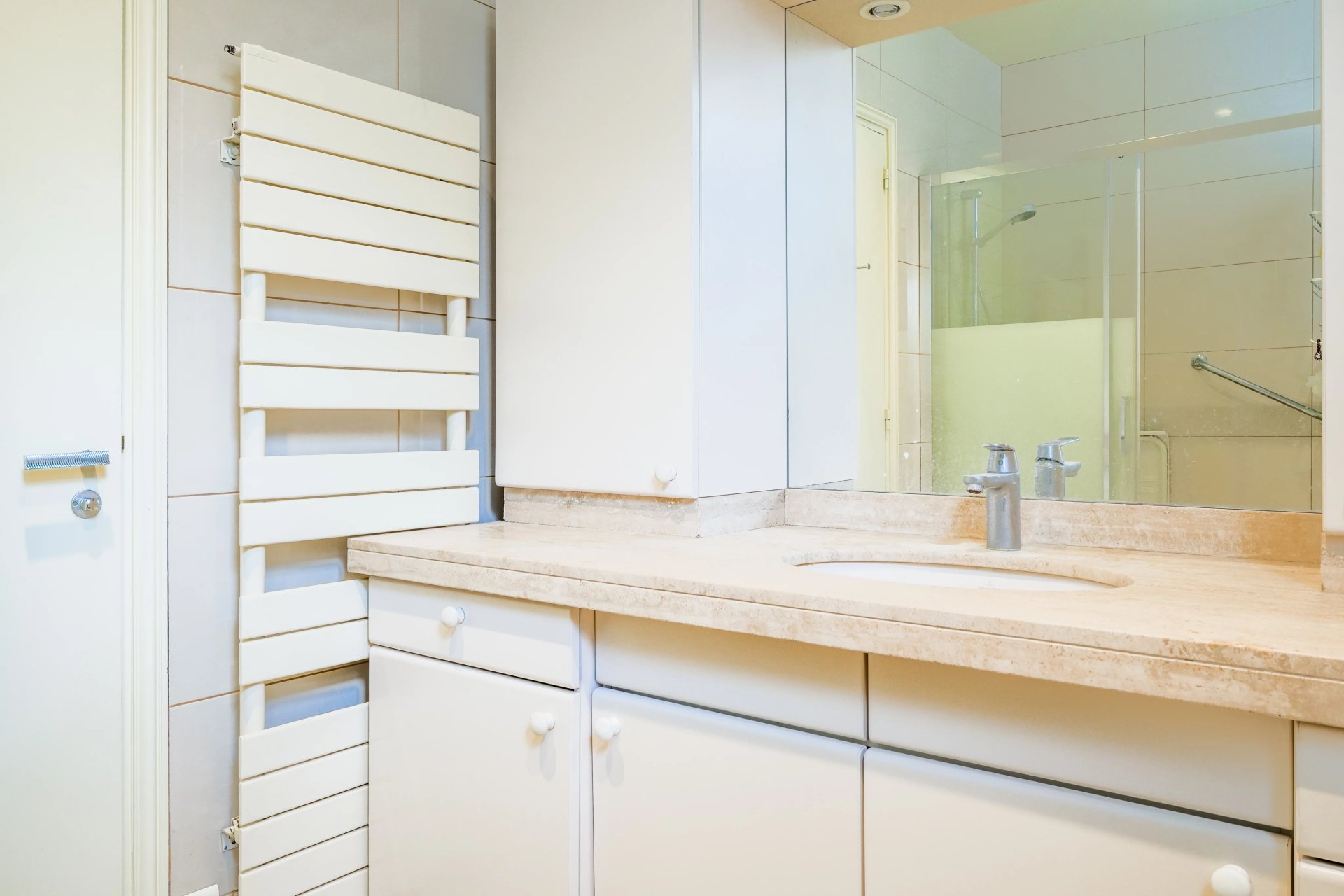 2 Bedroom Apartment/Flat's Image 8