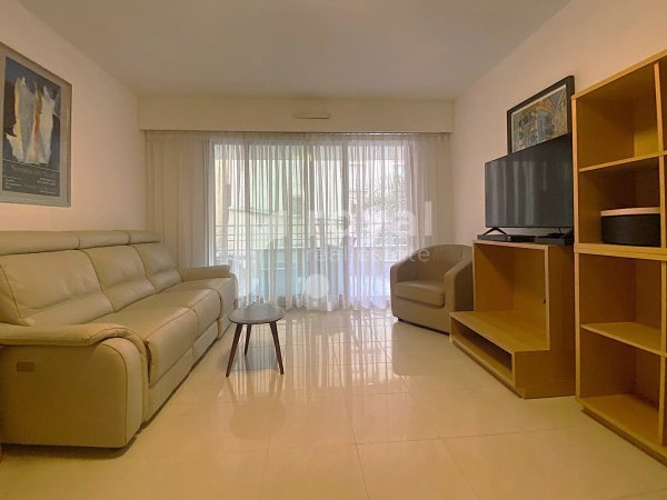 Apartment in a prestigious residence — photo 4