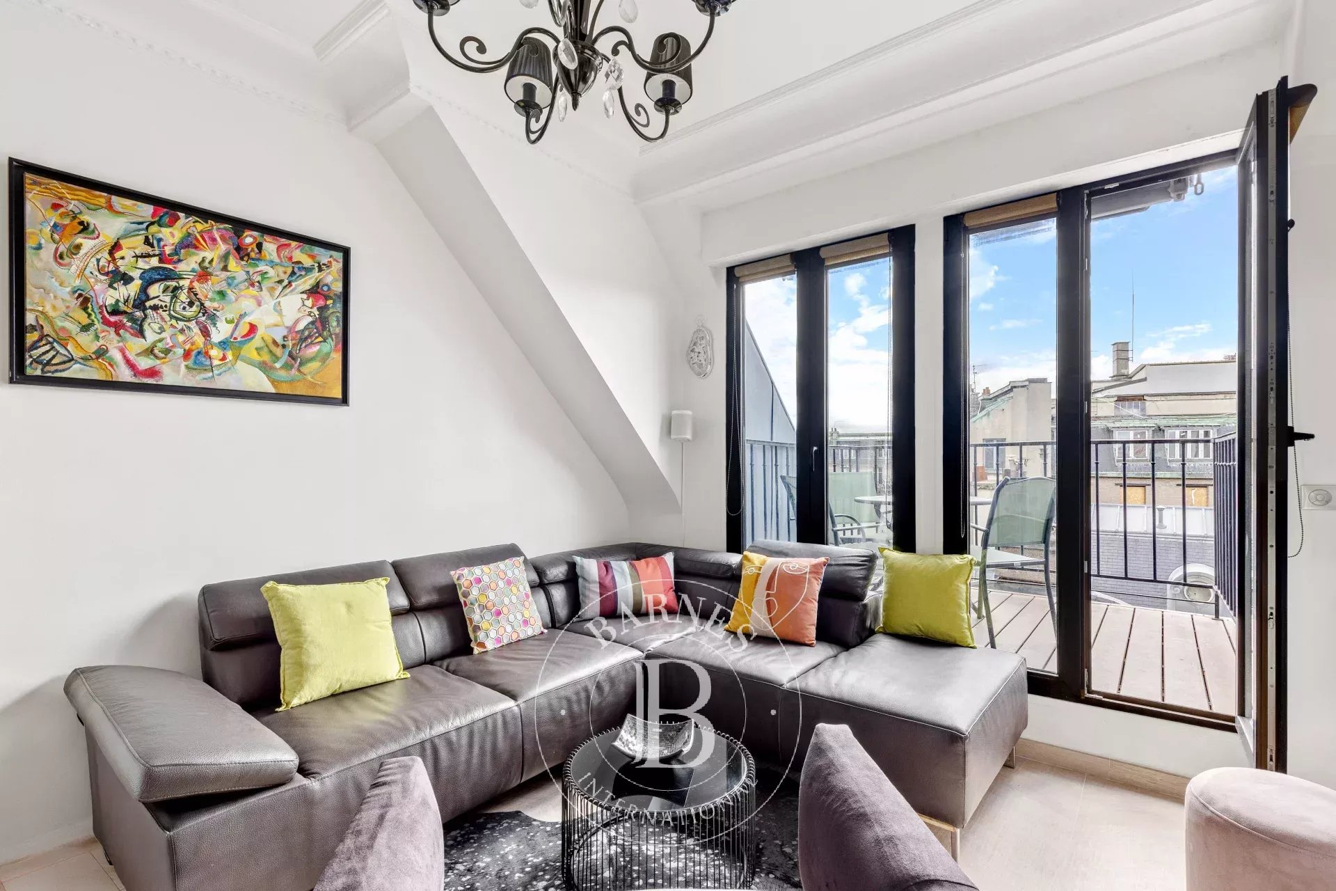 Apartment Paris 75008  -  ref 87053431 (picture 3)