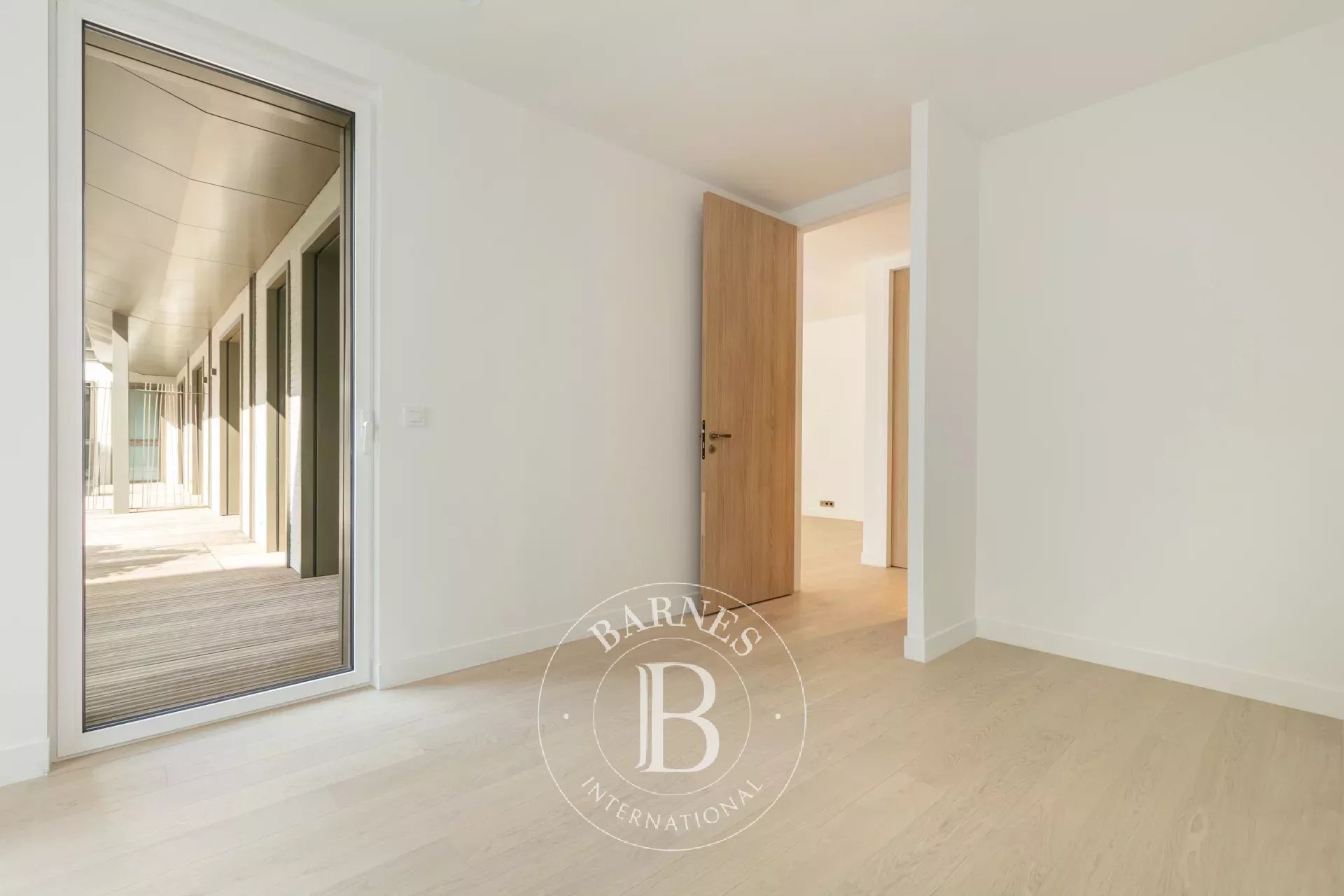 Daire Paris 8ème - picture 7