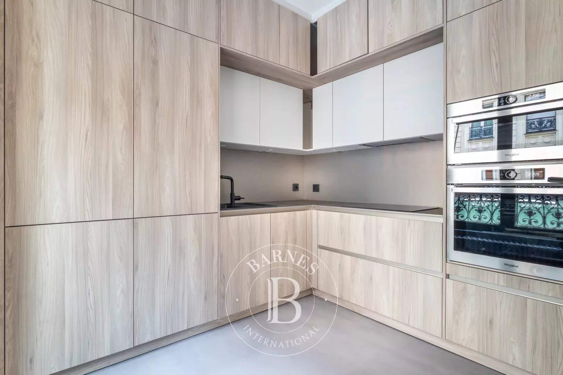 Daire Paris 4ème - picture 5