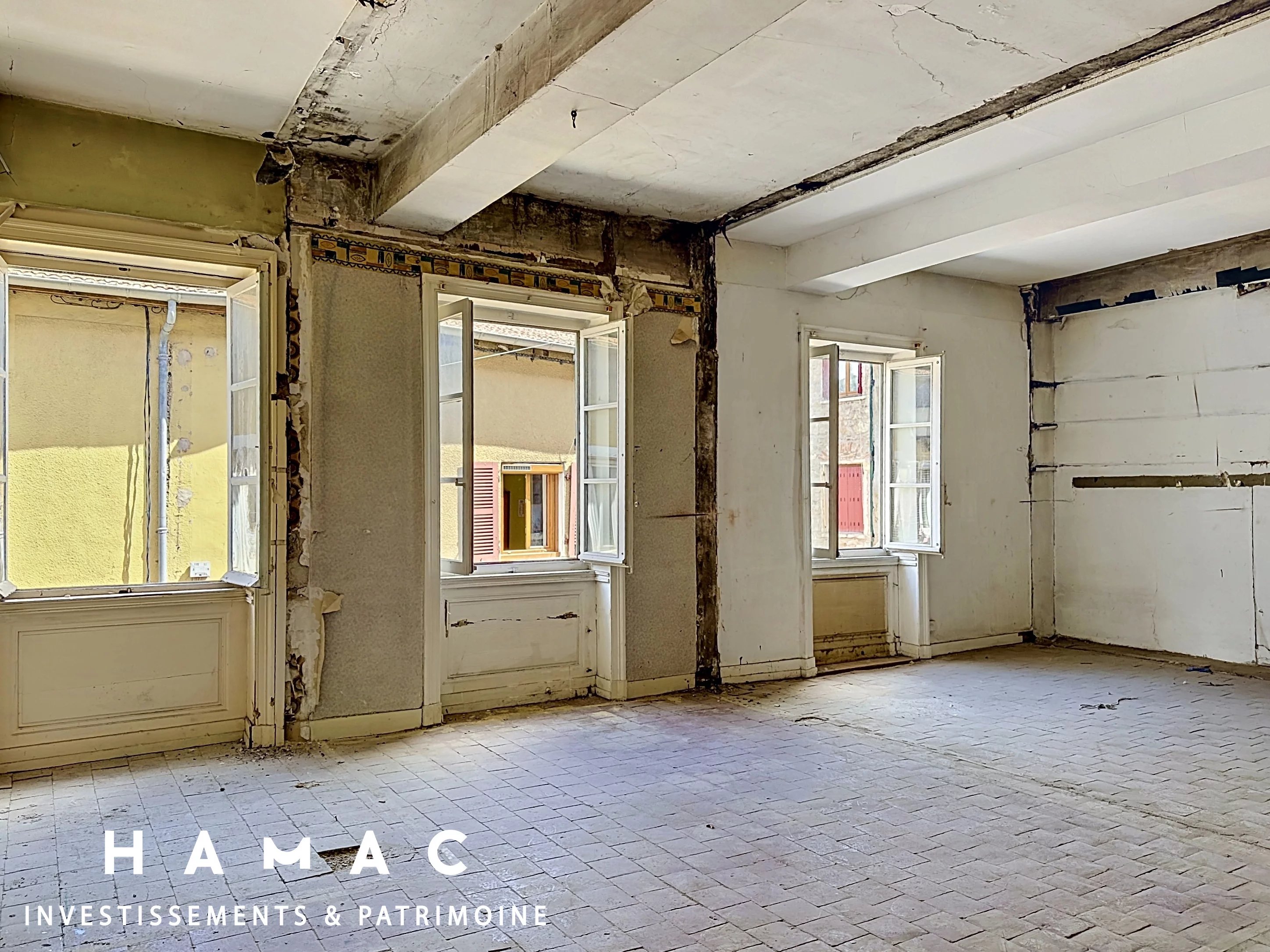Agence immobilière de 