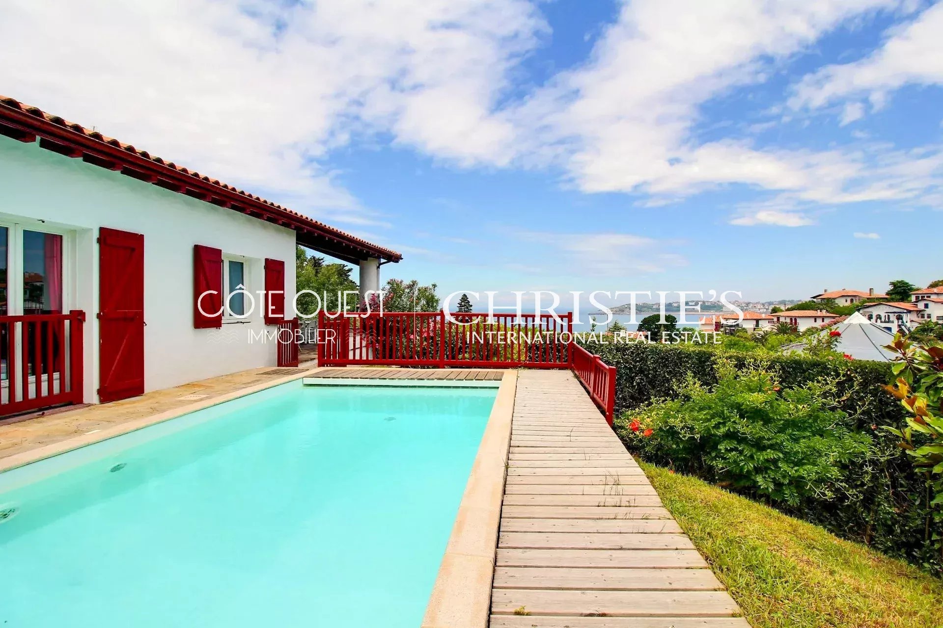 5 Bedroom Villa/Townhouse's Image 10