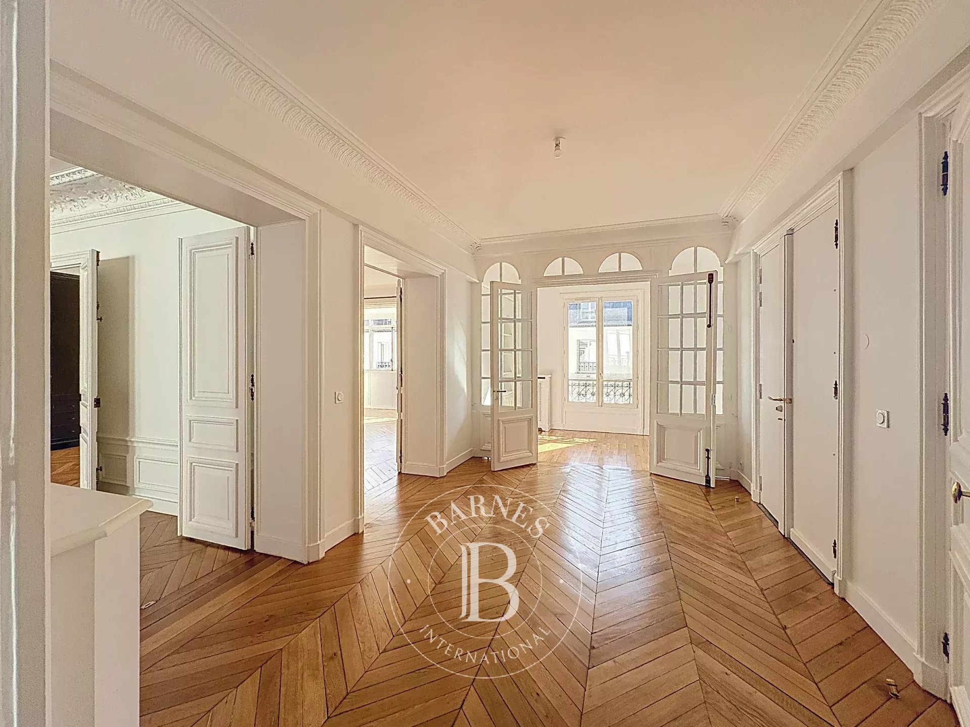 Paris  - Apartment 3 Bedrooms - picture 4