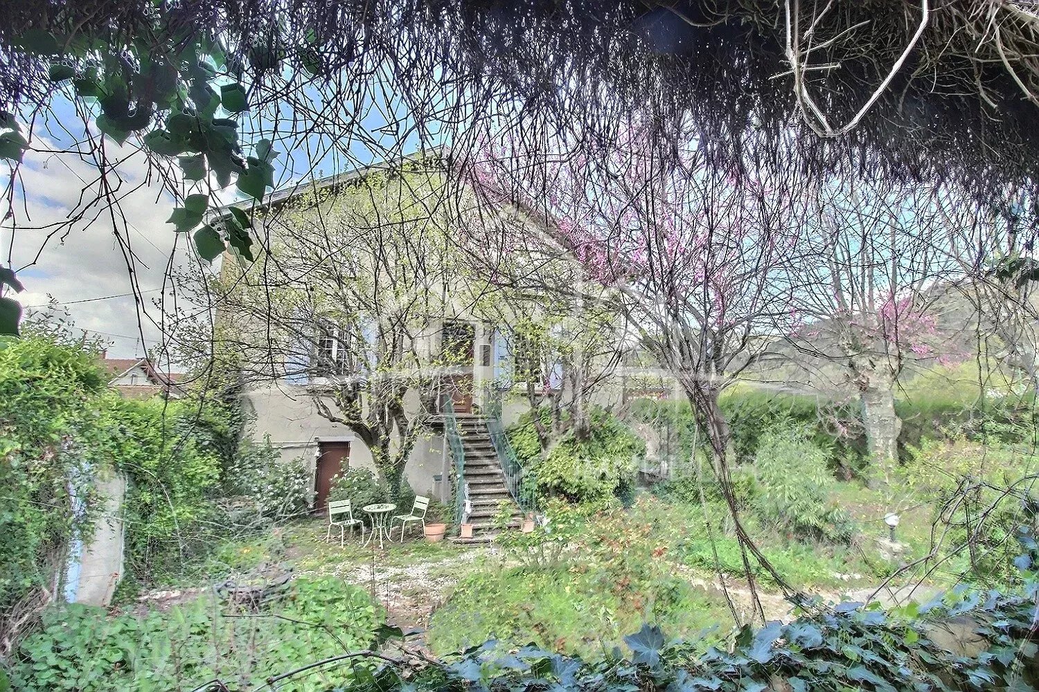 Maison de caractère à Saint-Vallier – 197 m² habitables