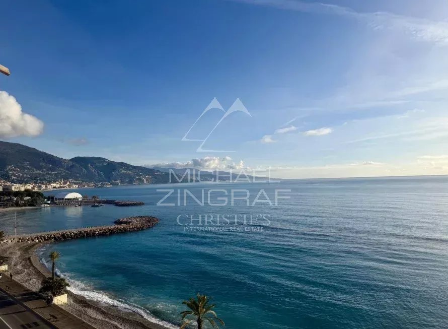 Apartment for sale in Roquebrune Cap Martin — Roquebrune-Cap-Martin - Penthouse with panoramic sea views