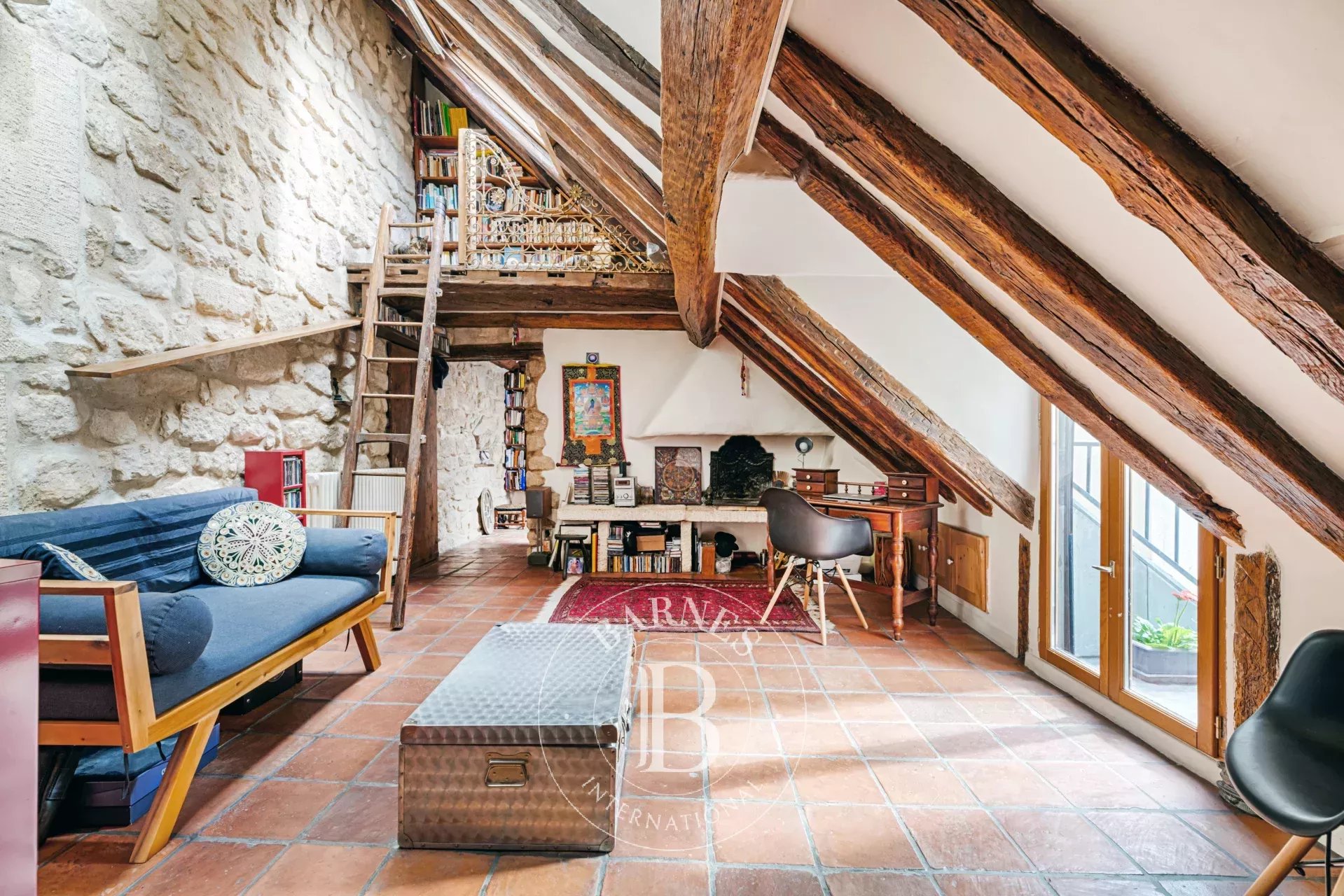 Daire Paris 4ème - picture 6