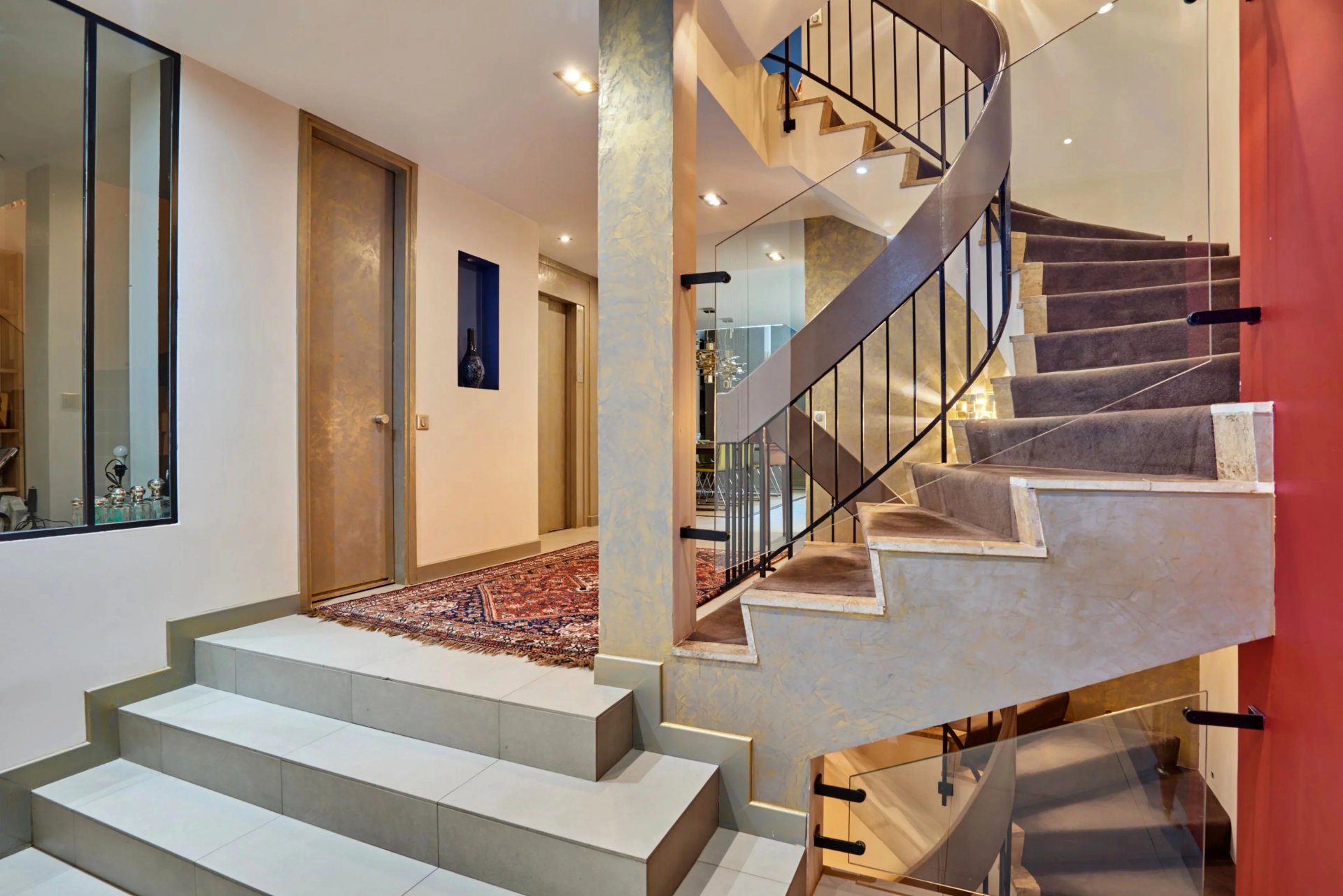 5 Bedroom Villa/Townhouse's Image 5
