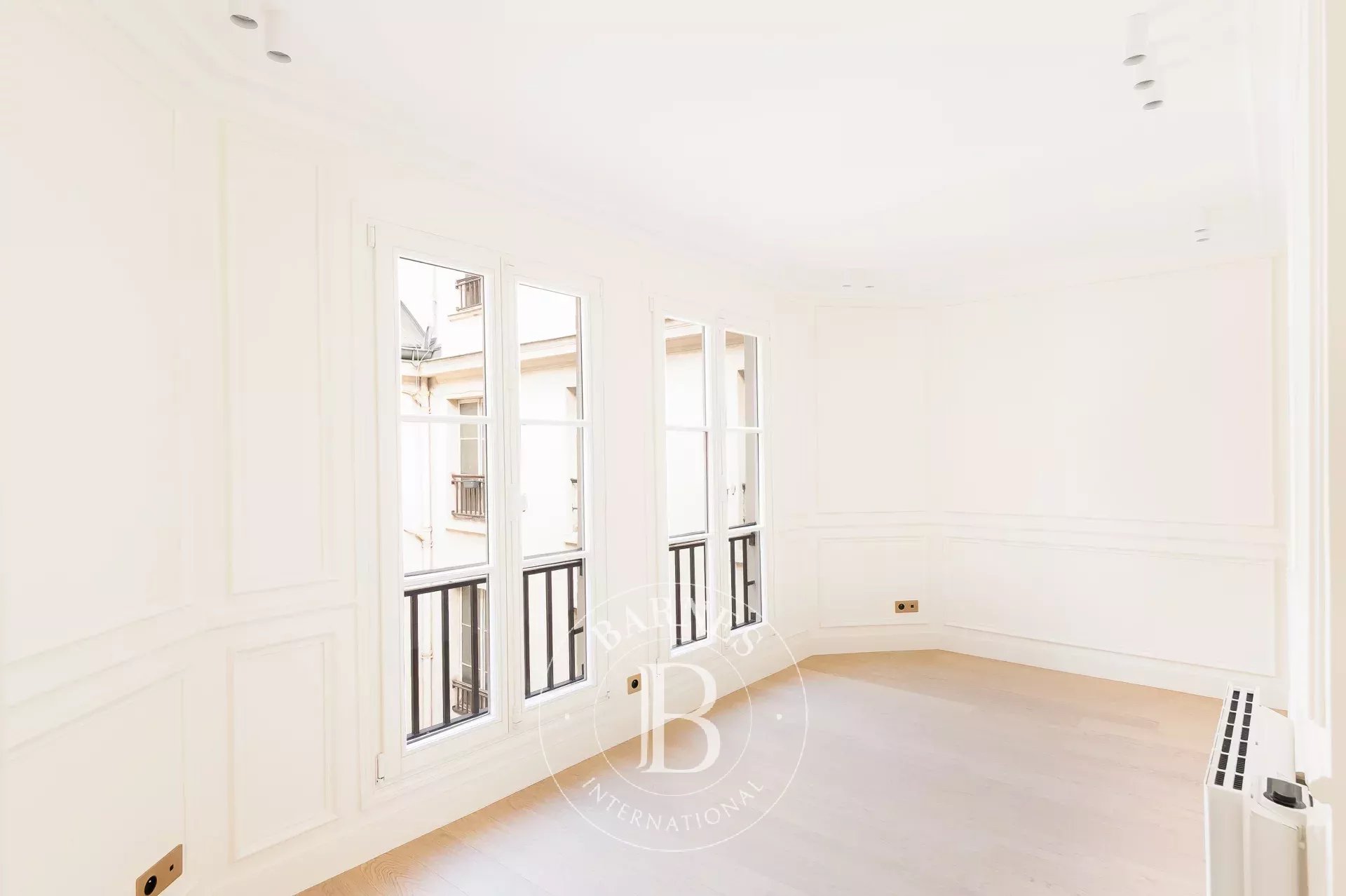 Daire Paris 9ème - picture 20