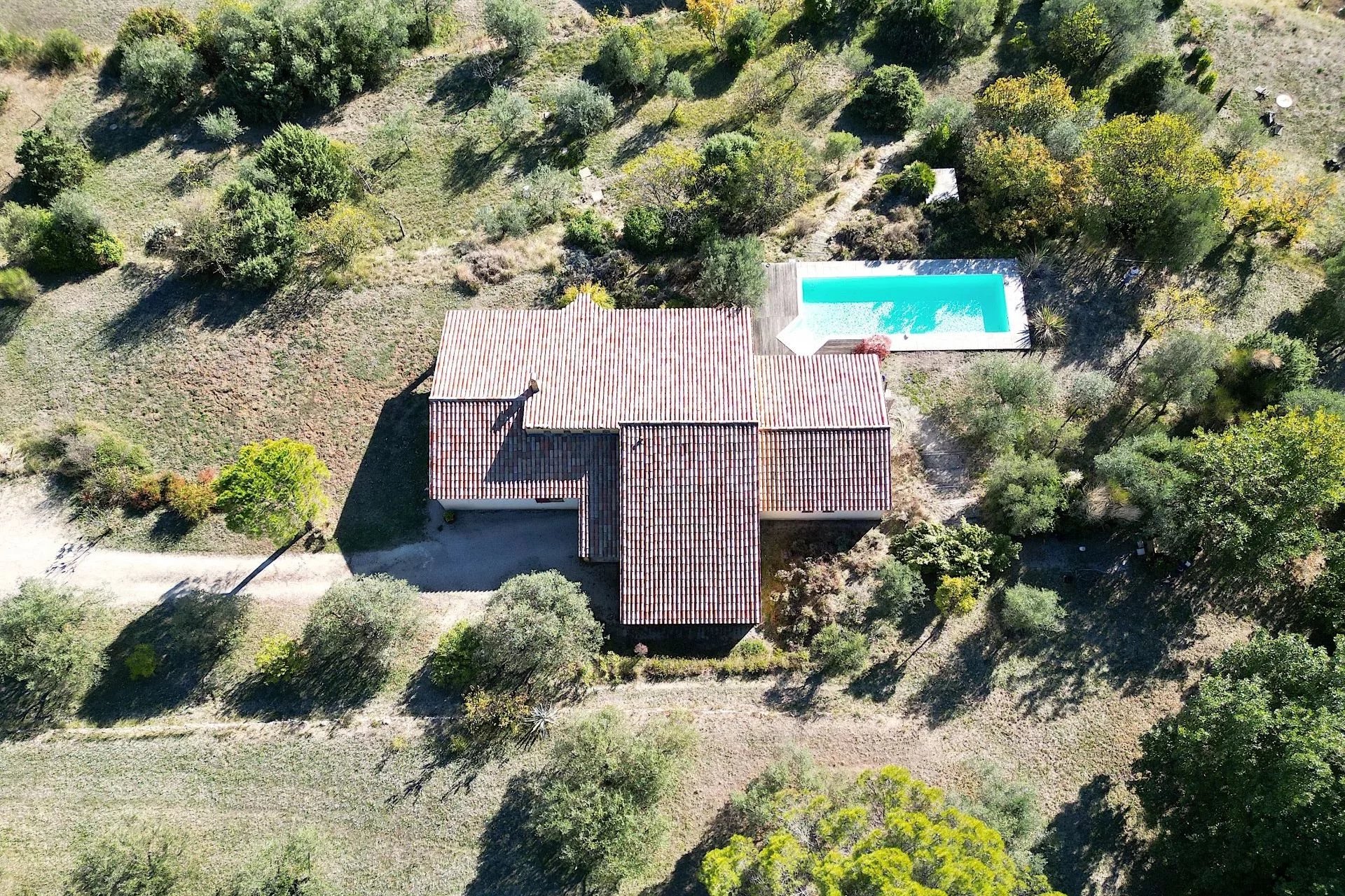 Single-storey villa on top location - SEILLANS