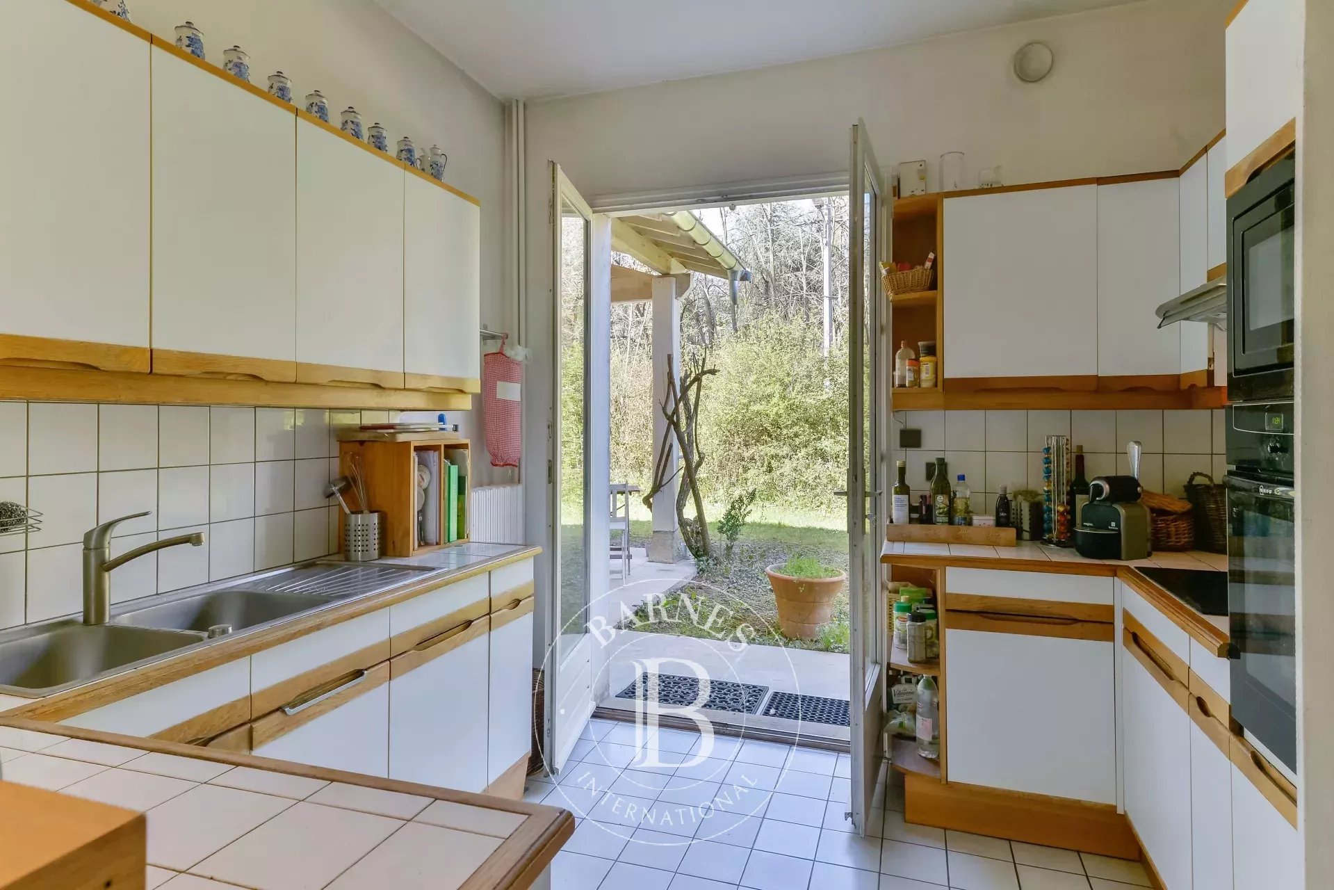 Ev Écully - picture 4