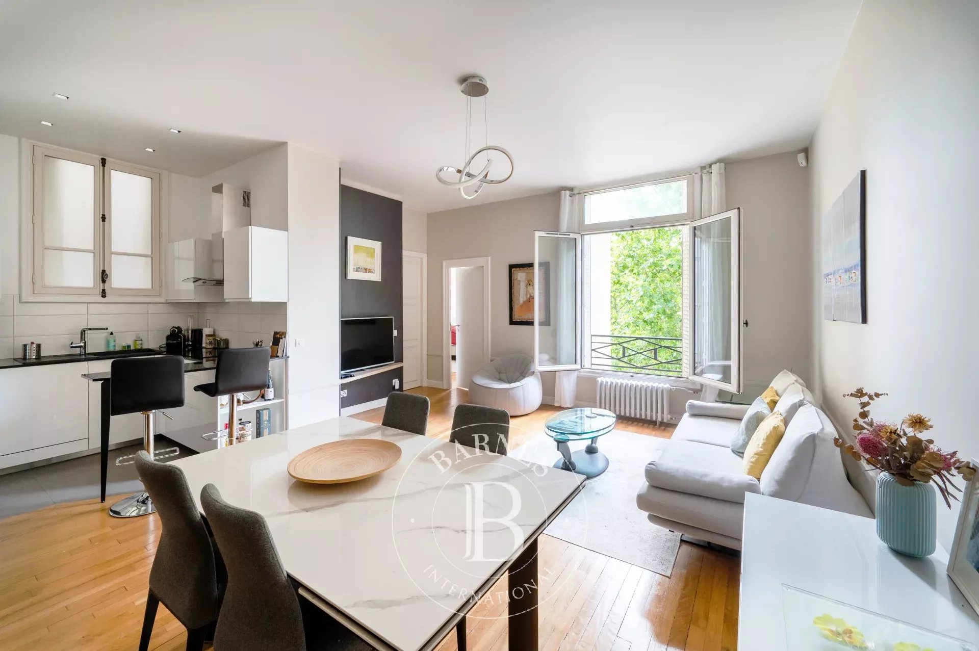 Appartement Neuilly-sur-Seine  -  ref 87153804 (picture 3)