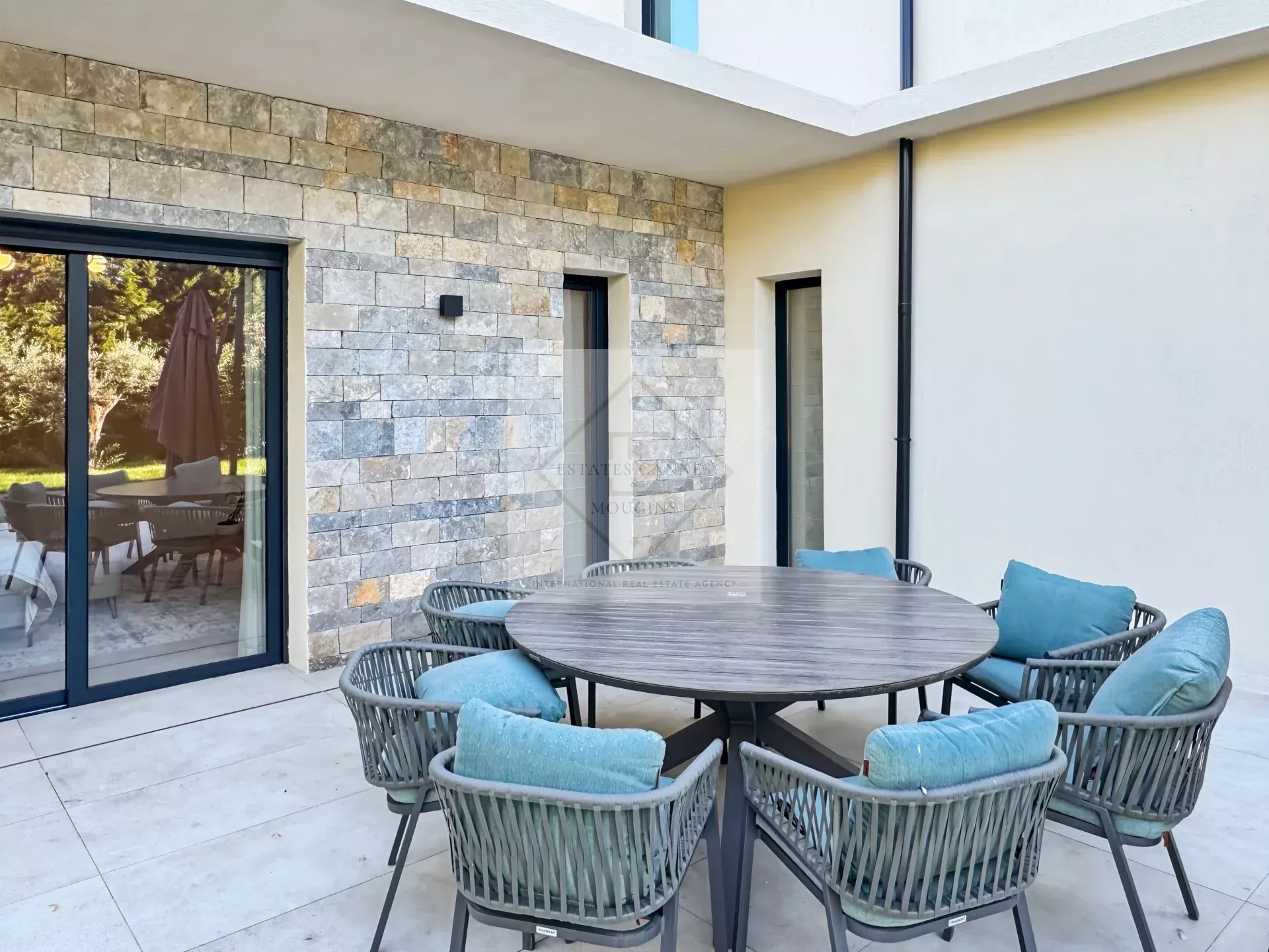 Villa Contemporaine – Quartier Très Recherché à Mougins — photo 2