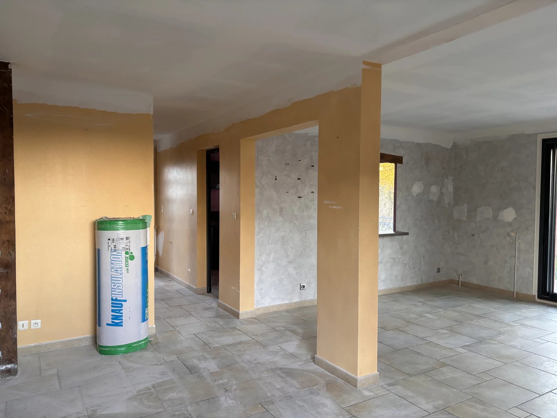 Appartement à rafraichir de 90 m² avec 30 m² terrasse