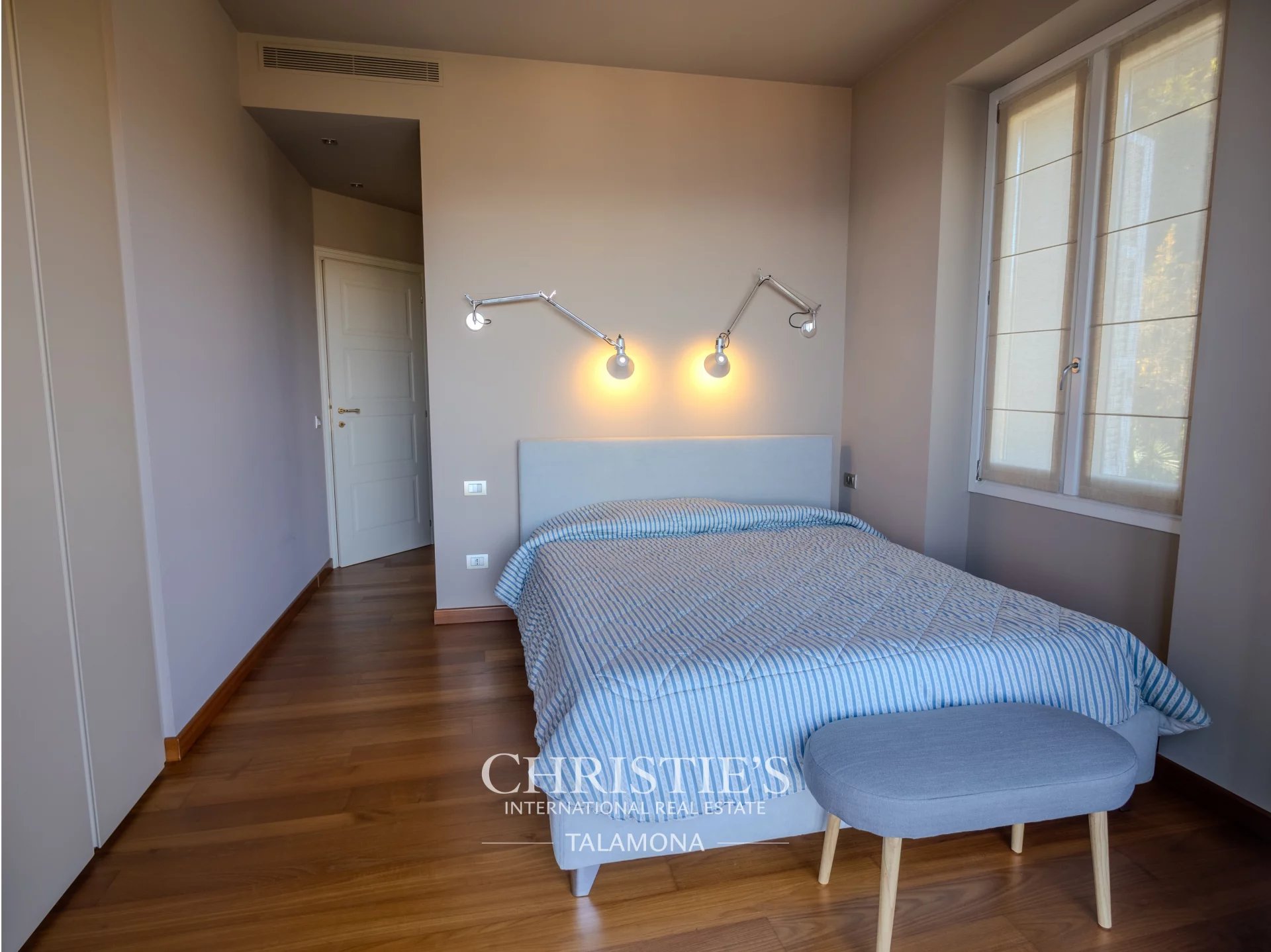Villa/Townhouse's Image 8