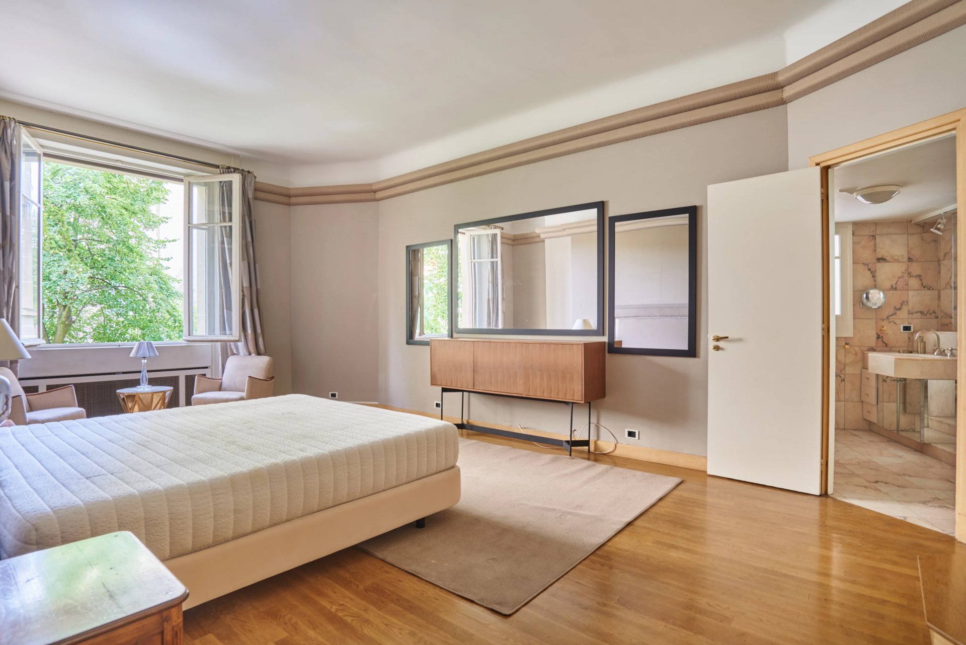 4 Bedroom Apartment/Flat's Image 11