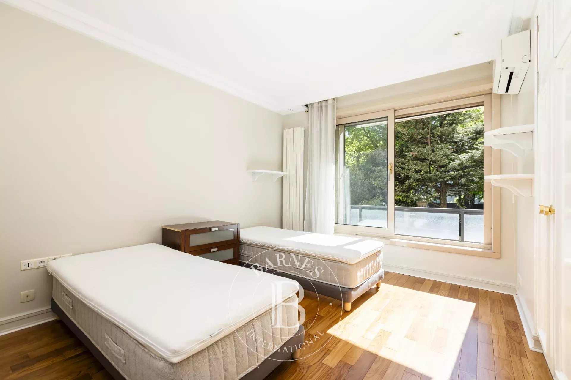 Neuilly-sur-Seine  - Appartement 6 Pi&egrave;ces 3 Chambres - picture 16