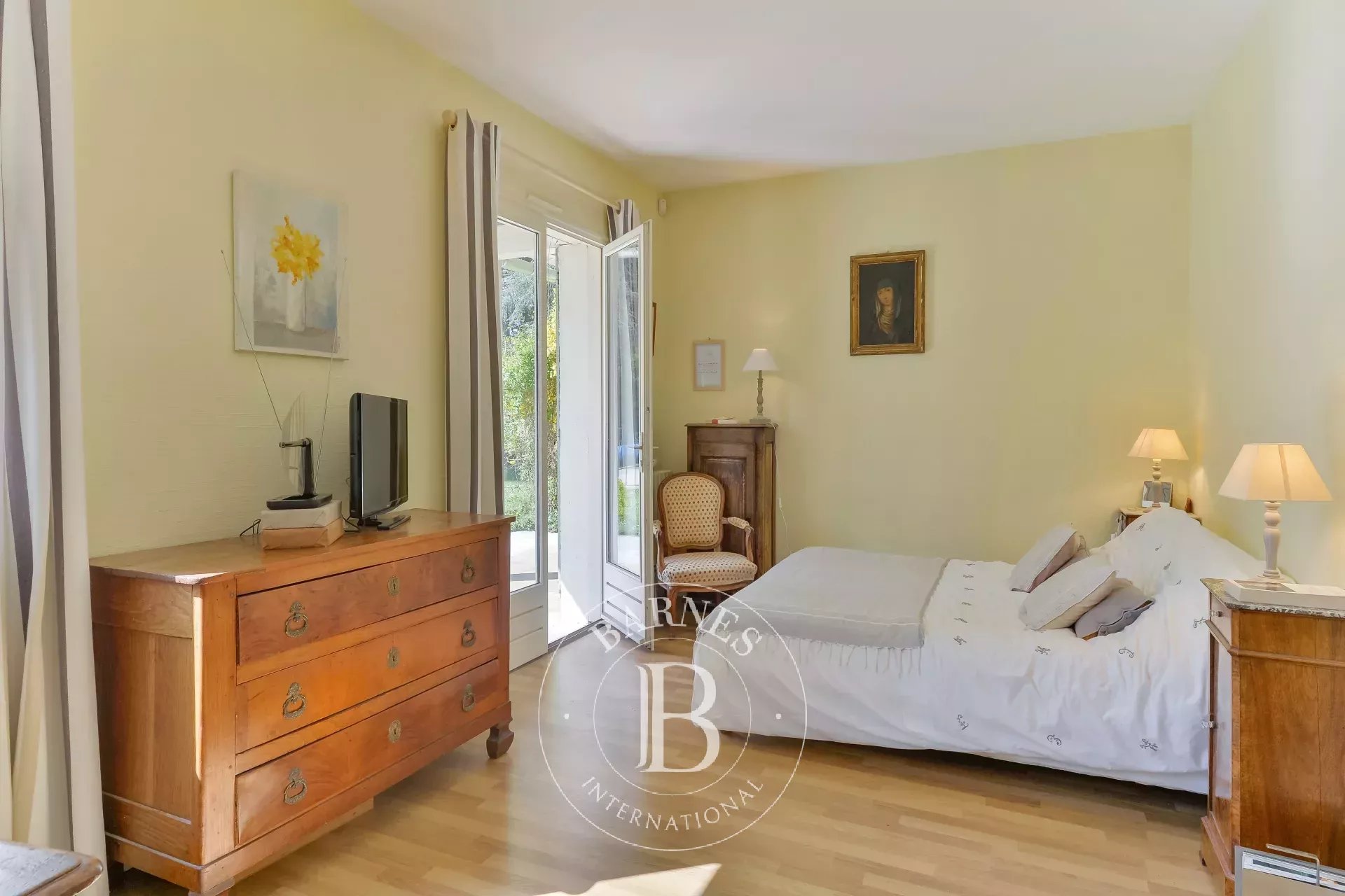 Ev Écully - picture 6