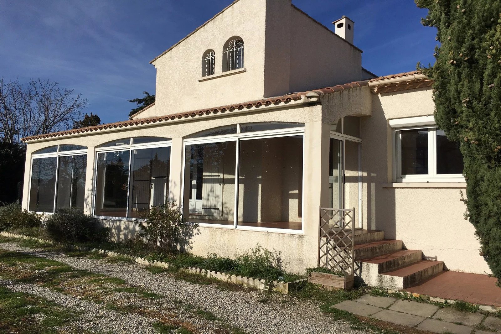 Agence immobilière de 