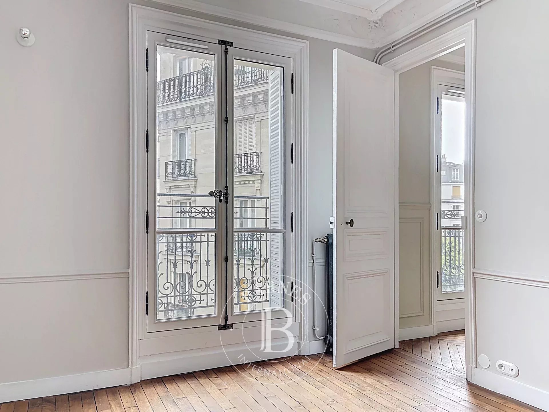 Daire Paris 18ème - picture 6