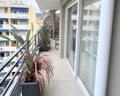 Luxury Prime Port Nice Duplex for sale with Rooftop — photo 1 of 7