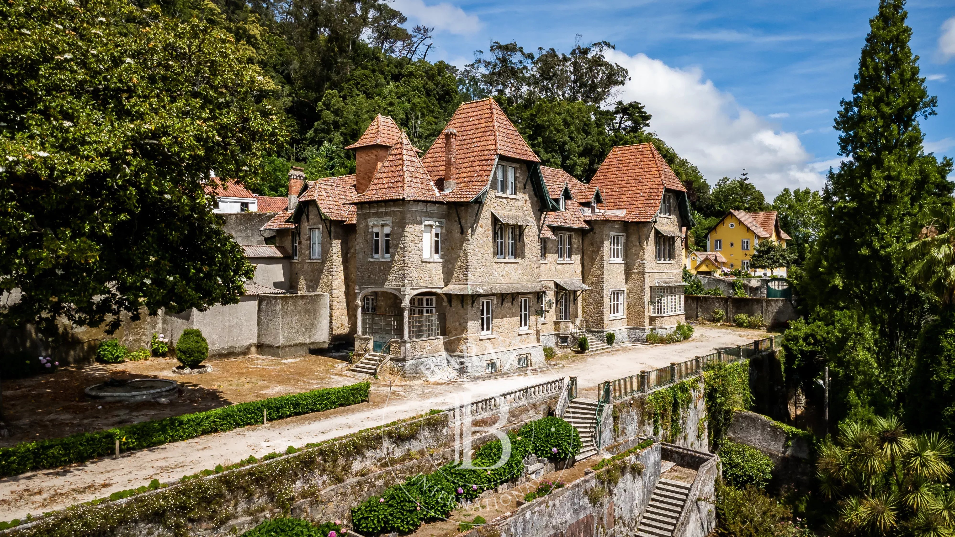 Farm in Sintra | Investment Opportunity