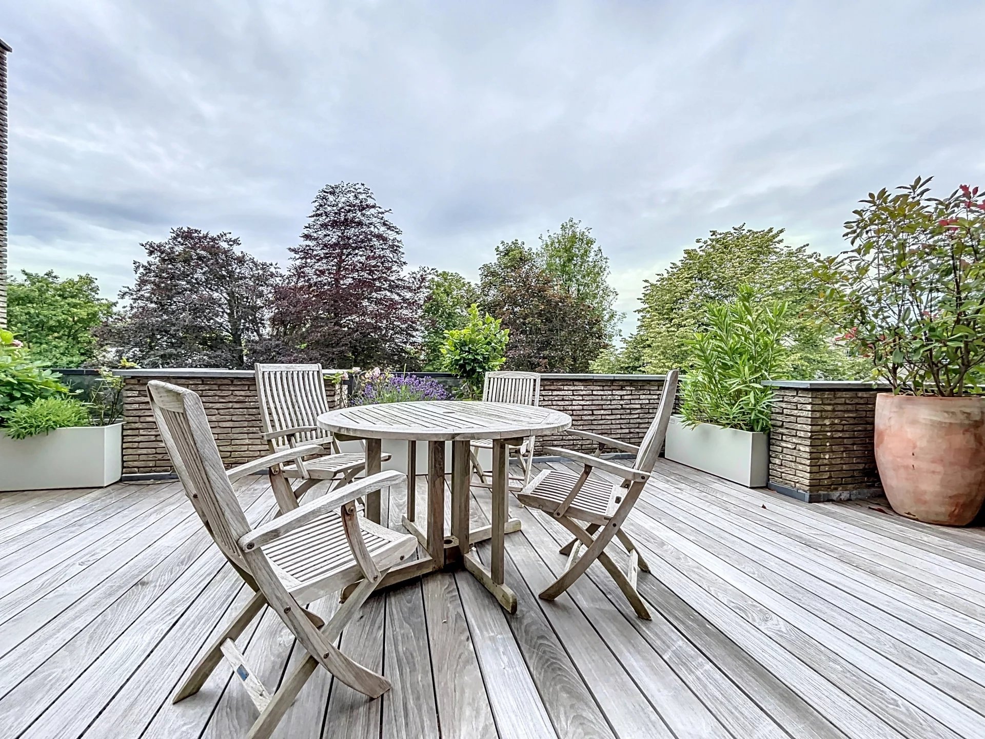 Uccle - Hamoir - Magnificent Penthouse set in greenery