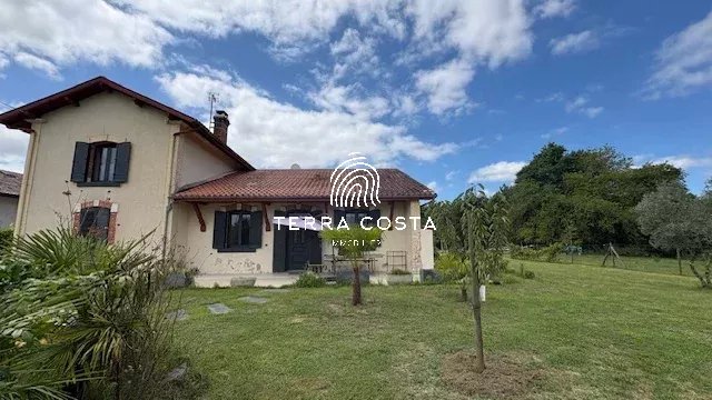 Maison 125 m² + dépendance  90 m²
