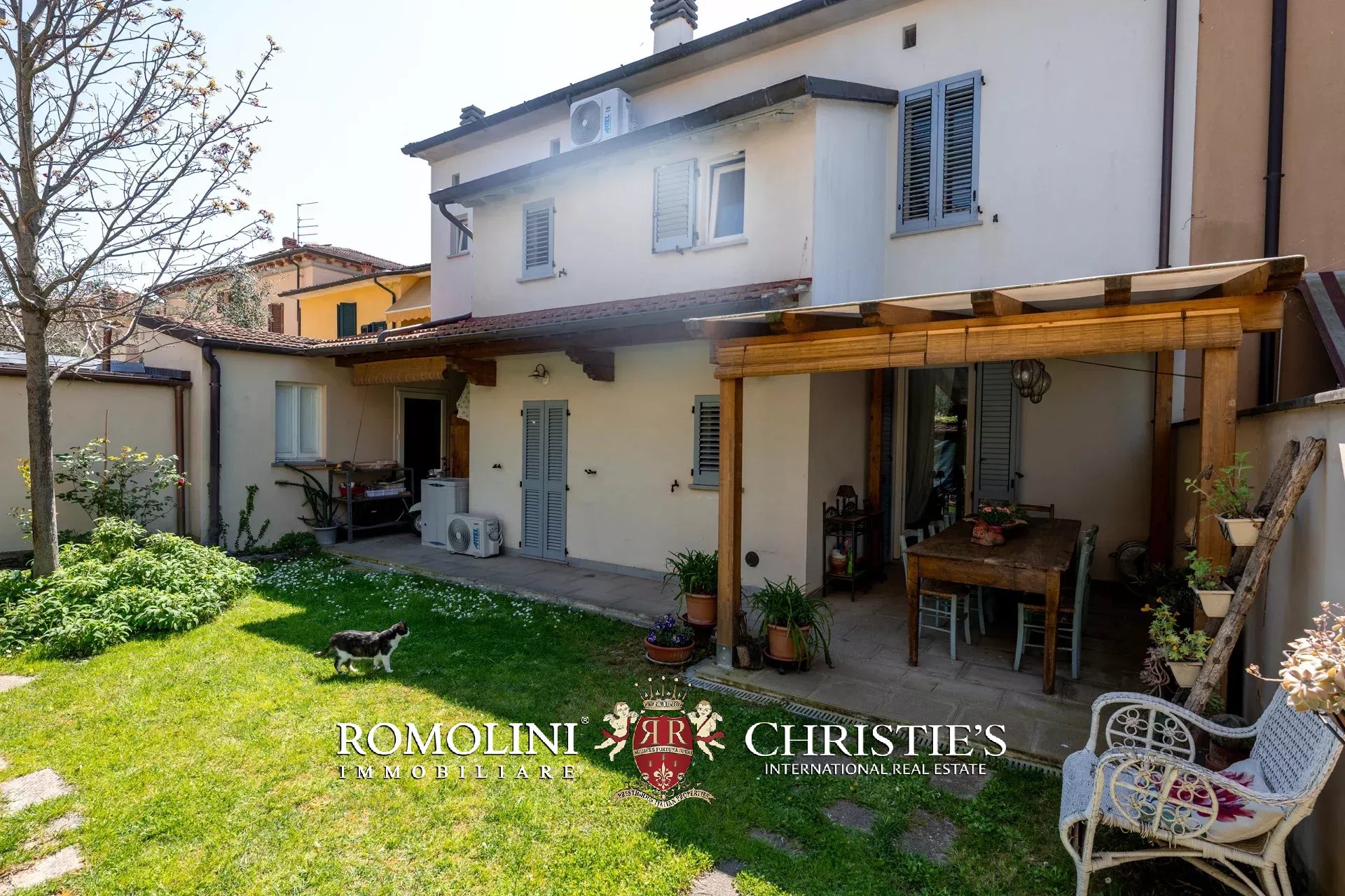 5 Bedroom Villa/Townhouse's Image 42