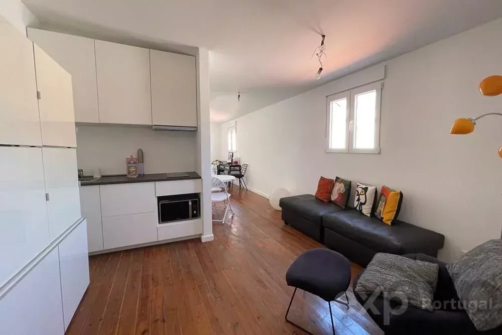 Apartamento remodelado São Bento-Santos-Principe Real