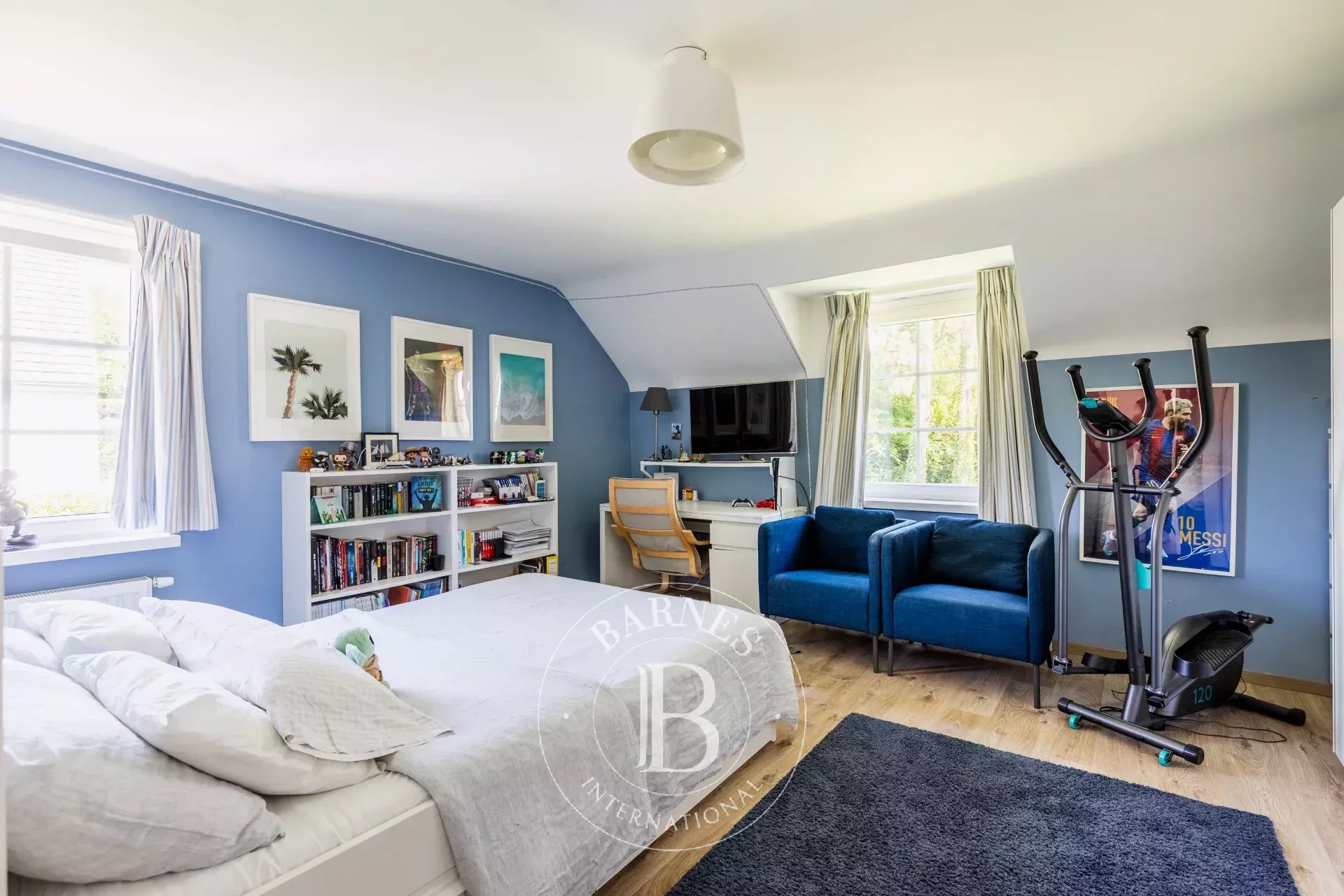 Charming 2012 villa in a quiet neighborhood