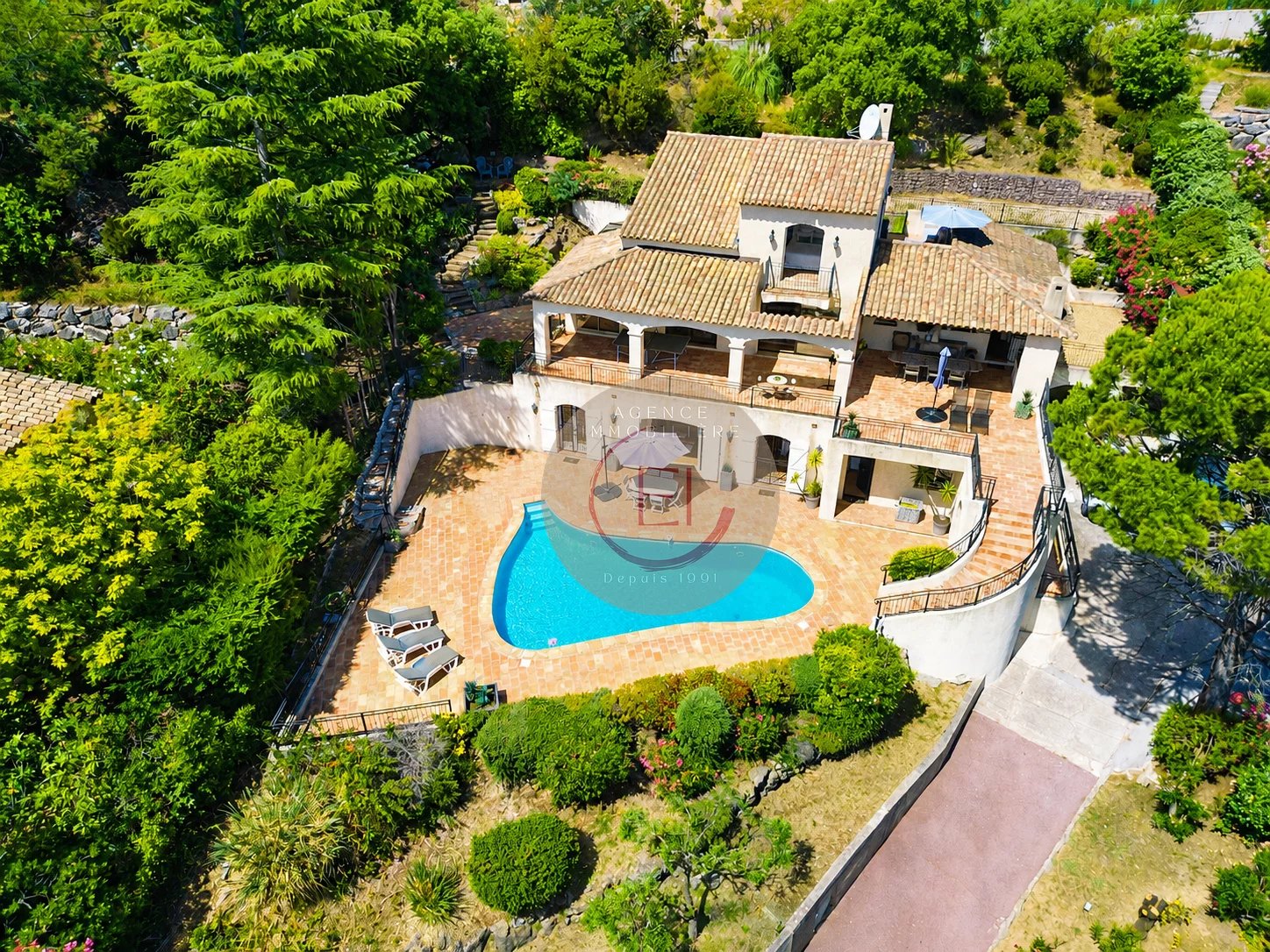 CO-EXCLUSIVITÉ ! SUPERBE VUE SUR MER !