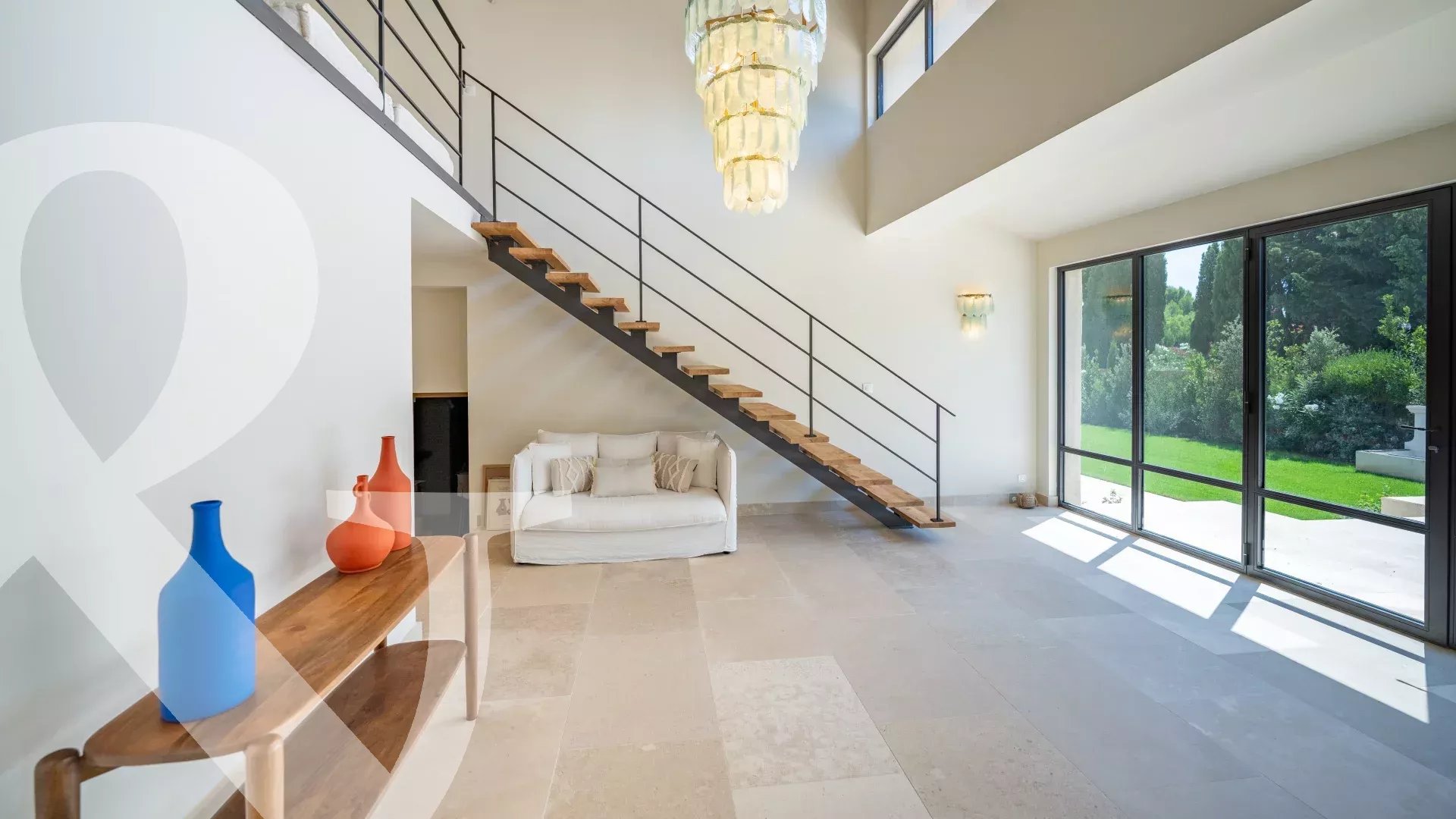 BELLE MAISON PROVENCALE