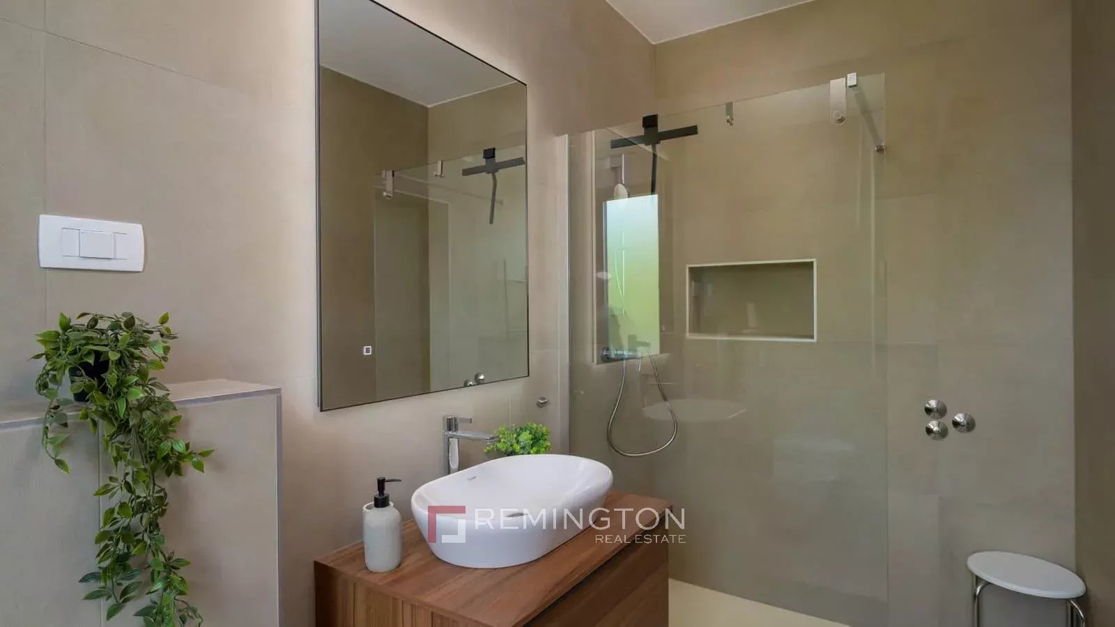 3 Bedroom Villa/Townhouse's Image 16