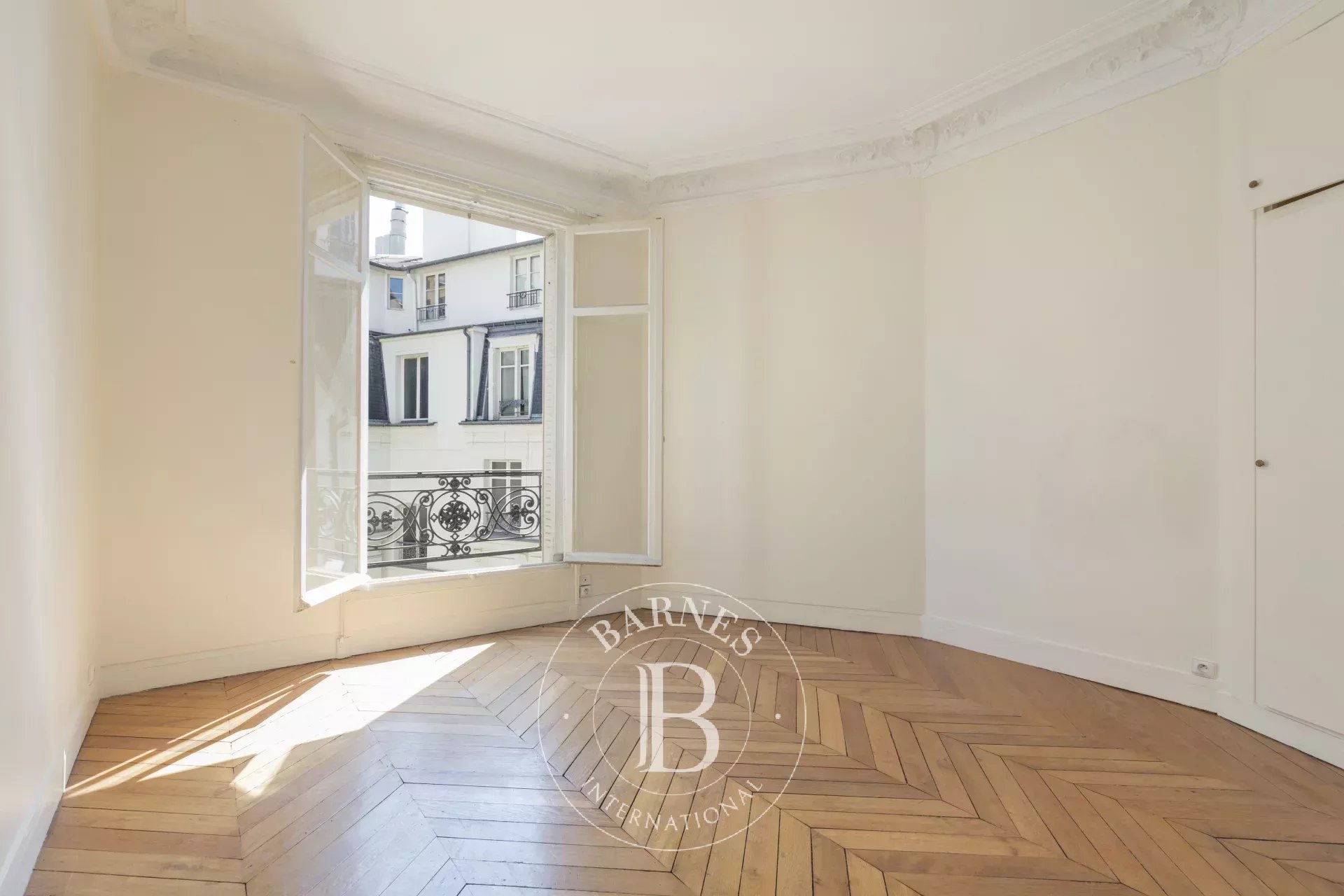 Daire Paris 17ème - picture 10