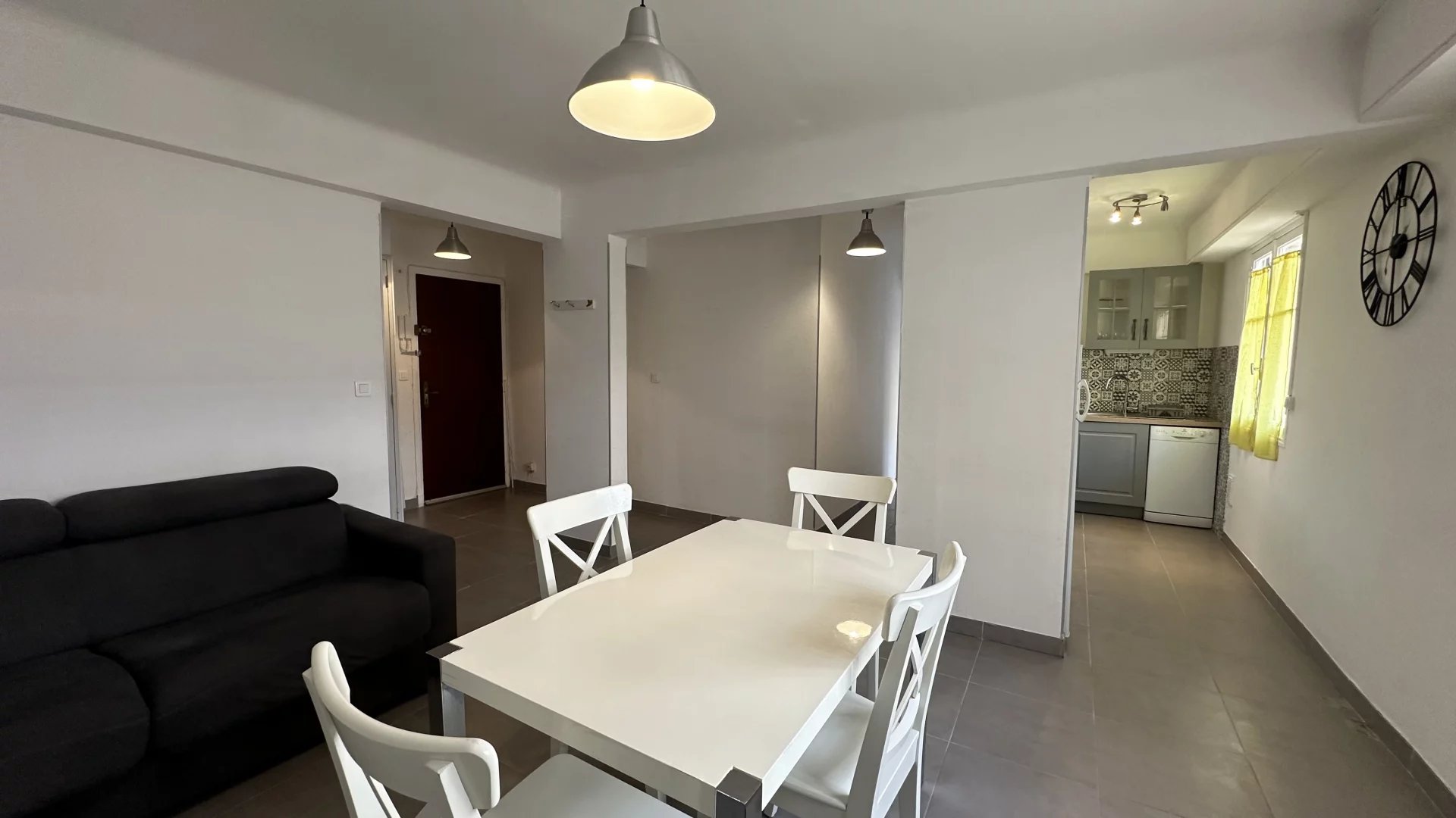 APPARTEMENT DEUX PIECES MENTON CENTRE VILLE