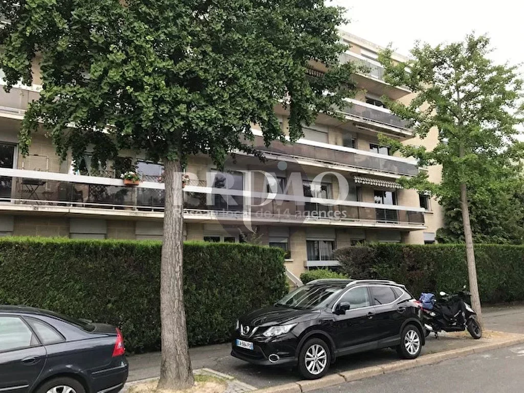 location-appartement-2-pieces-lhay-les-roses-83877449