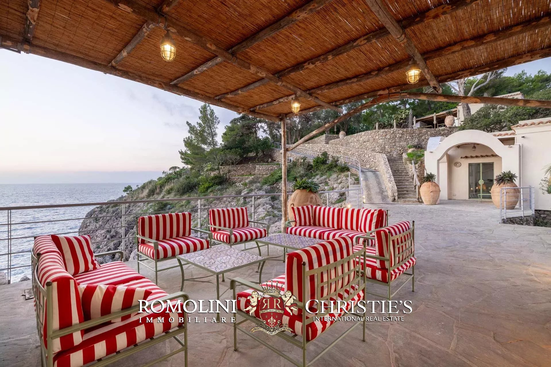8 Bedroom Villa/Townhouse's Image 62
