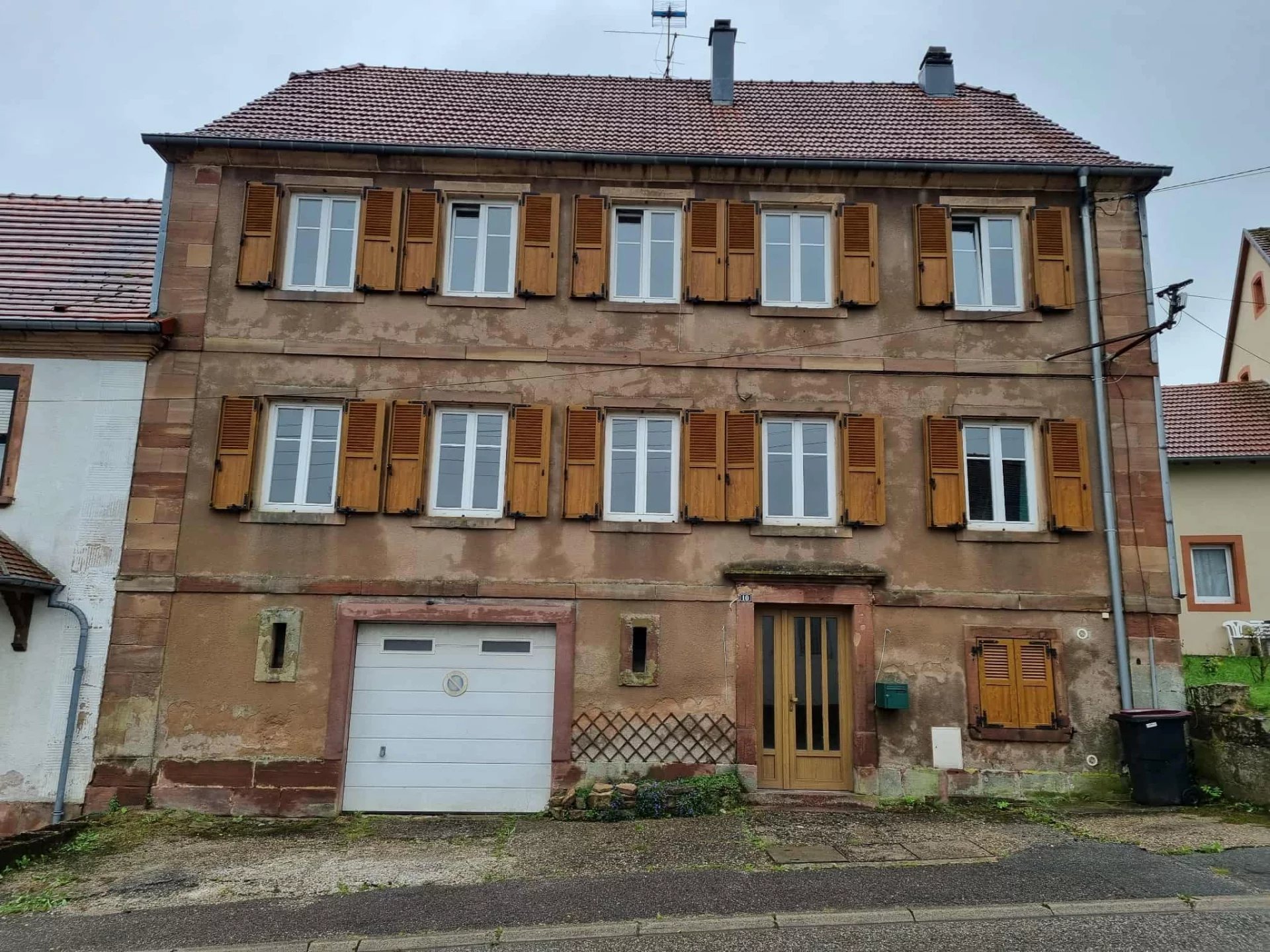 🏡 Grande maison atypique de 198 m² à Goetzenbruck – À 10 minutes de la frontière allemande
