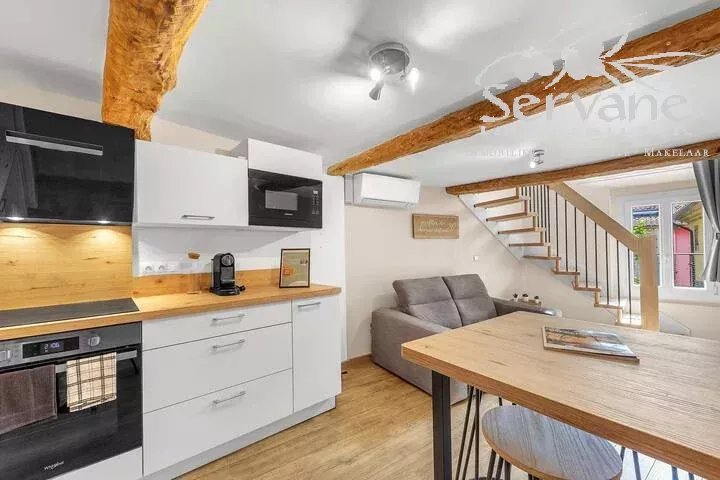 SUPERB ONE BEDROOM APARTMENT IN DUPLEX
