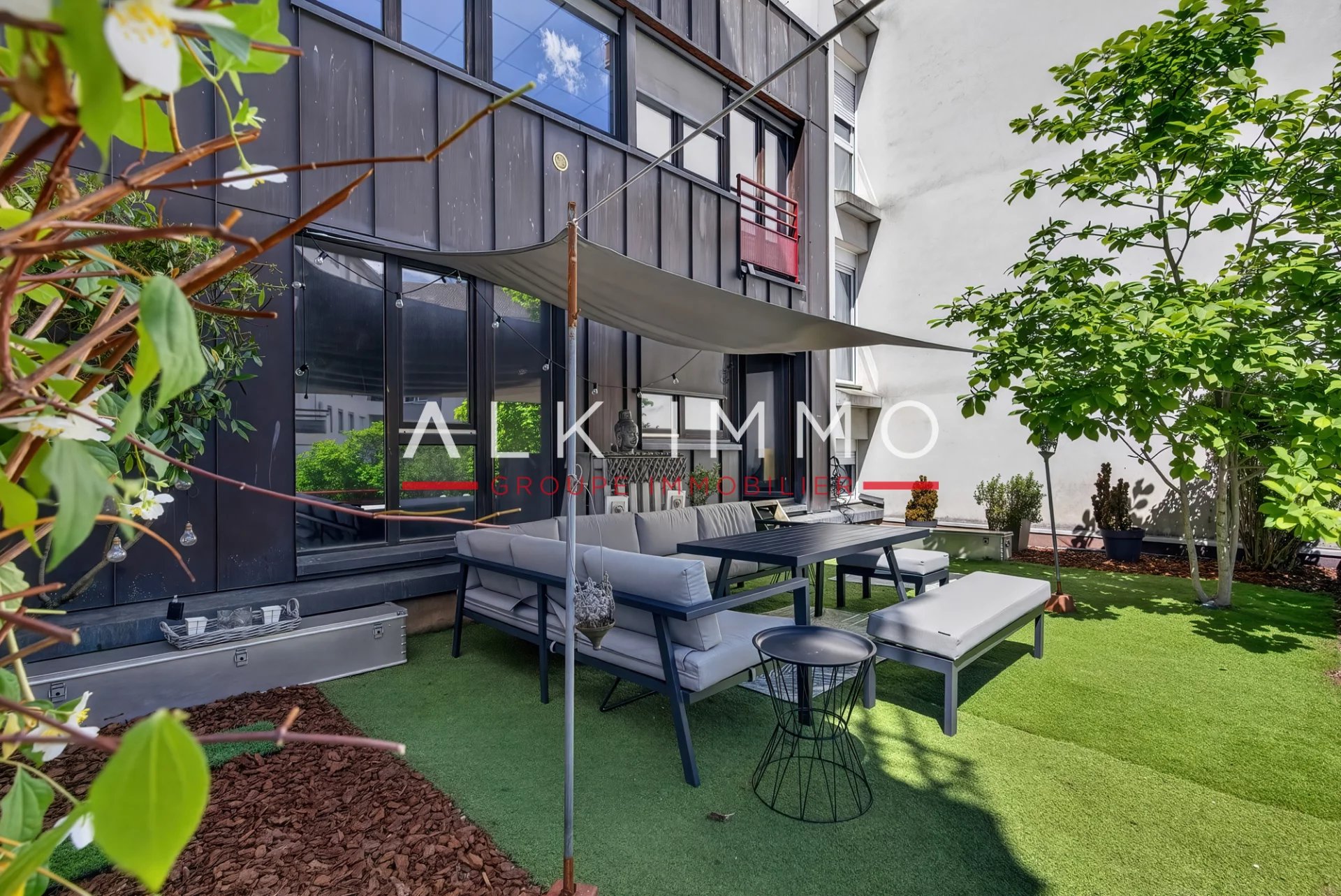 APPARTEMENT T5 145m2 avec terrasse 45m2