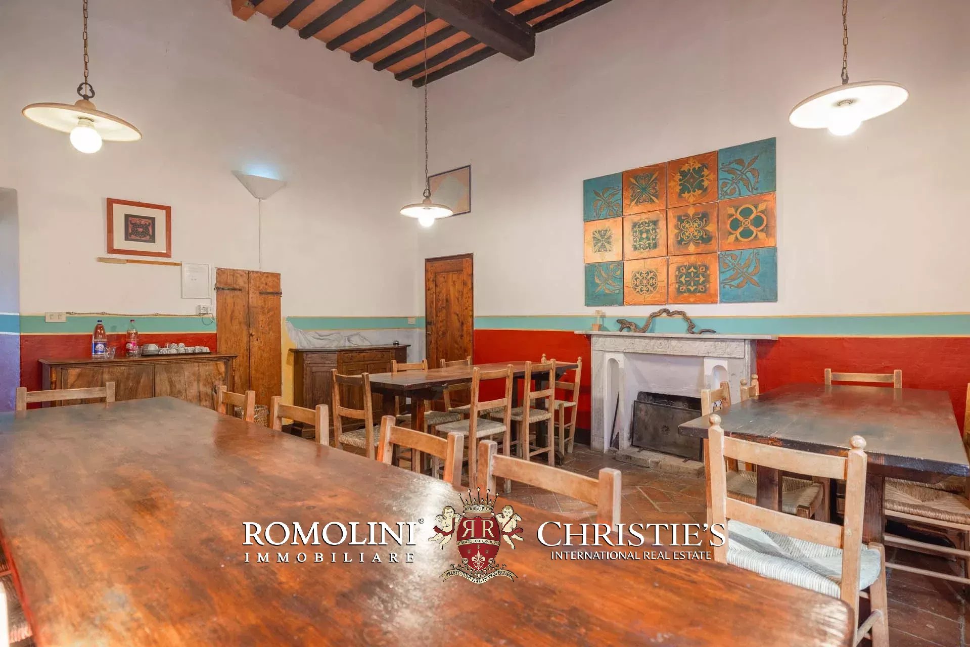 10 Bedroom Villa/Townhouse's Image 24