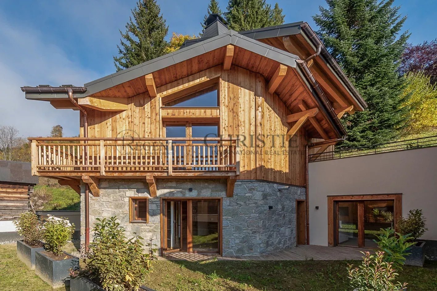 5 Bedroom Villa/Townhouse's Image 16