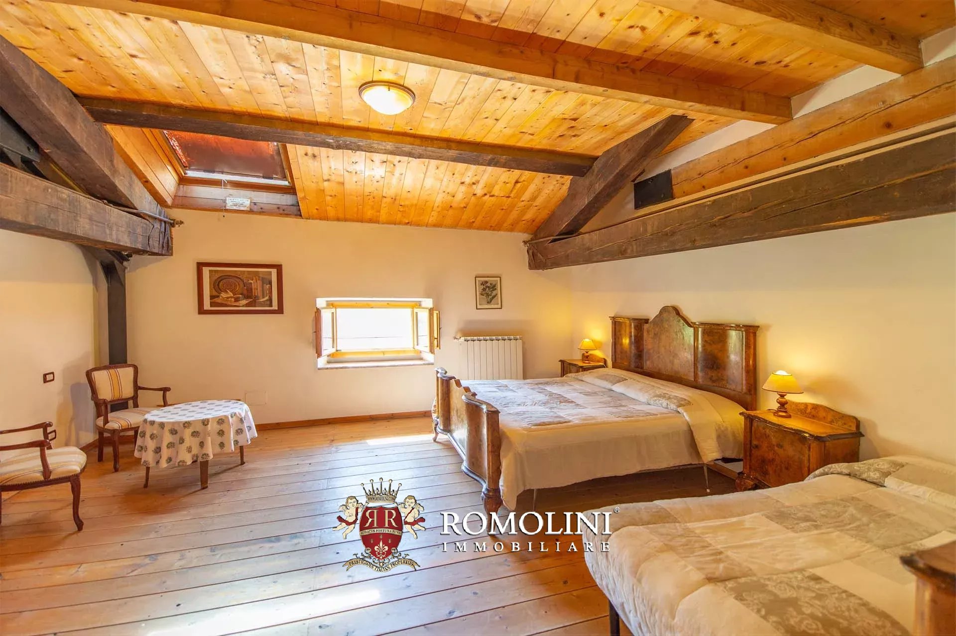 10 Bedroom Villa/Townhouse's Image 32