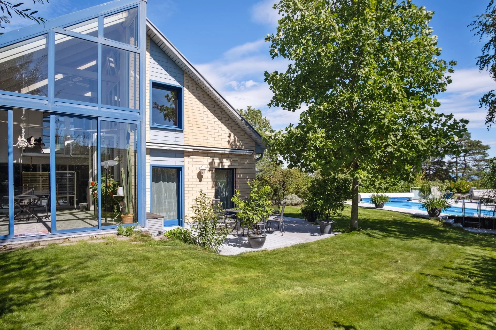 Maison de rêve à Forch avec piscine et vue imprenable