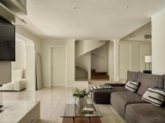 Elegant contemporary villa just a few steps from Salins Beach – Saint-Tropez — photo 4 of 7