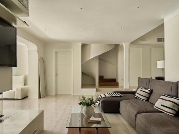 Elegant contemporary villa just a few steps from Salins Beach – Saint-Tropez — photo 4