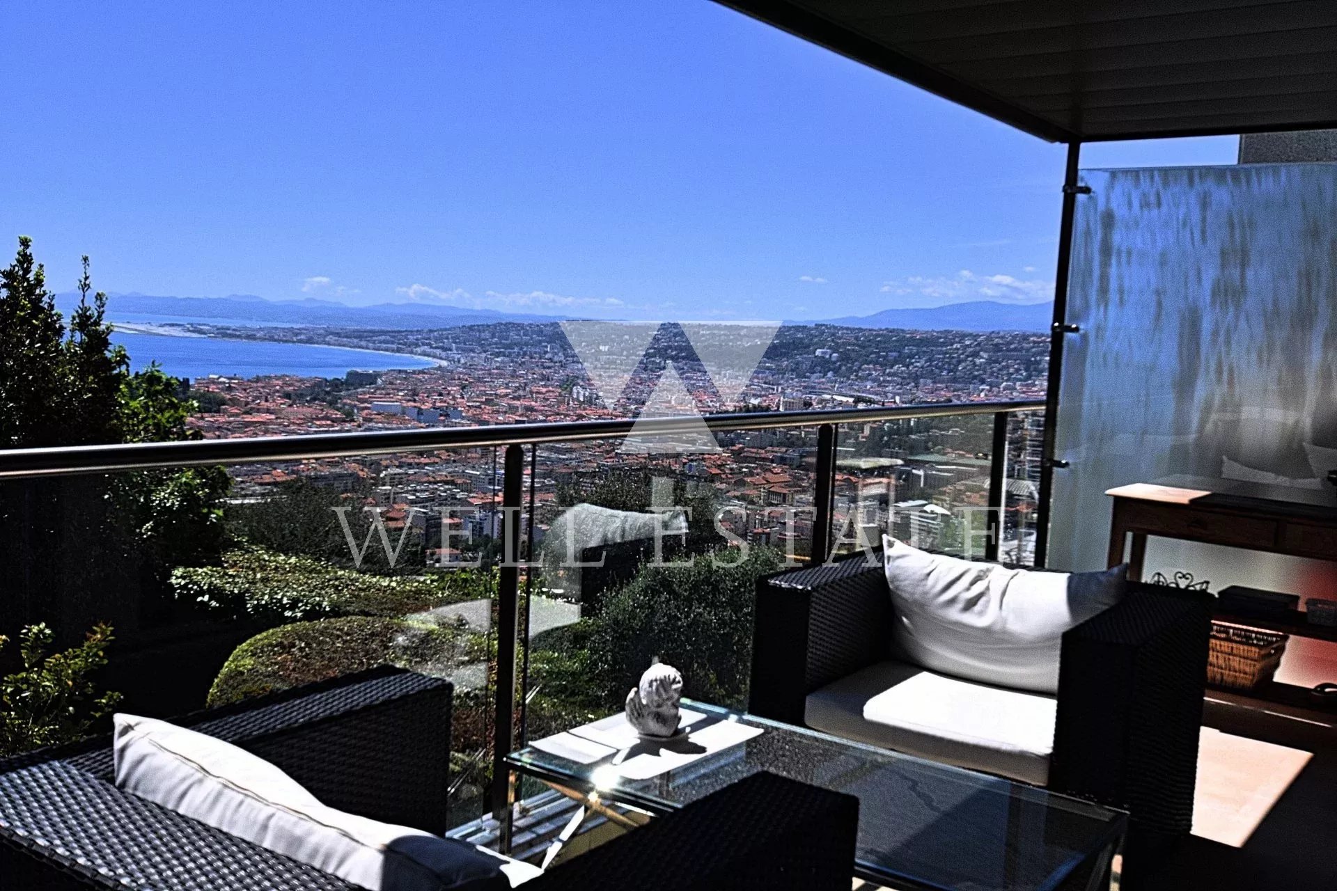 Agence immobilière de 